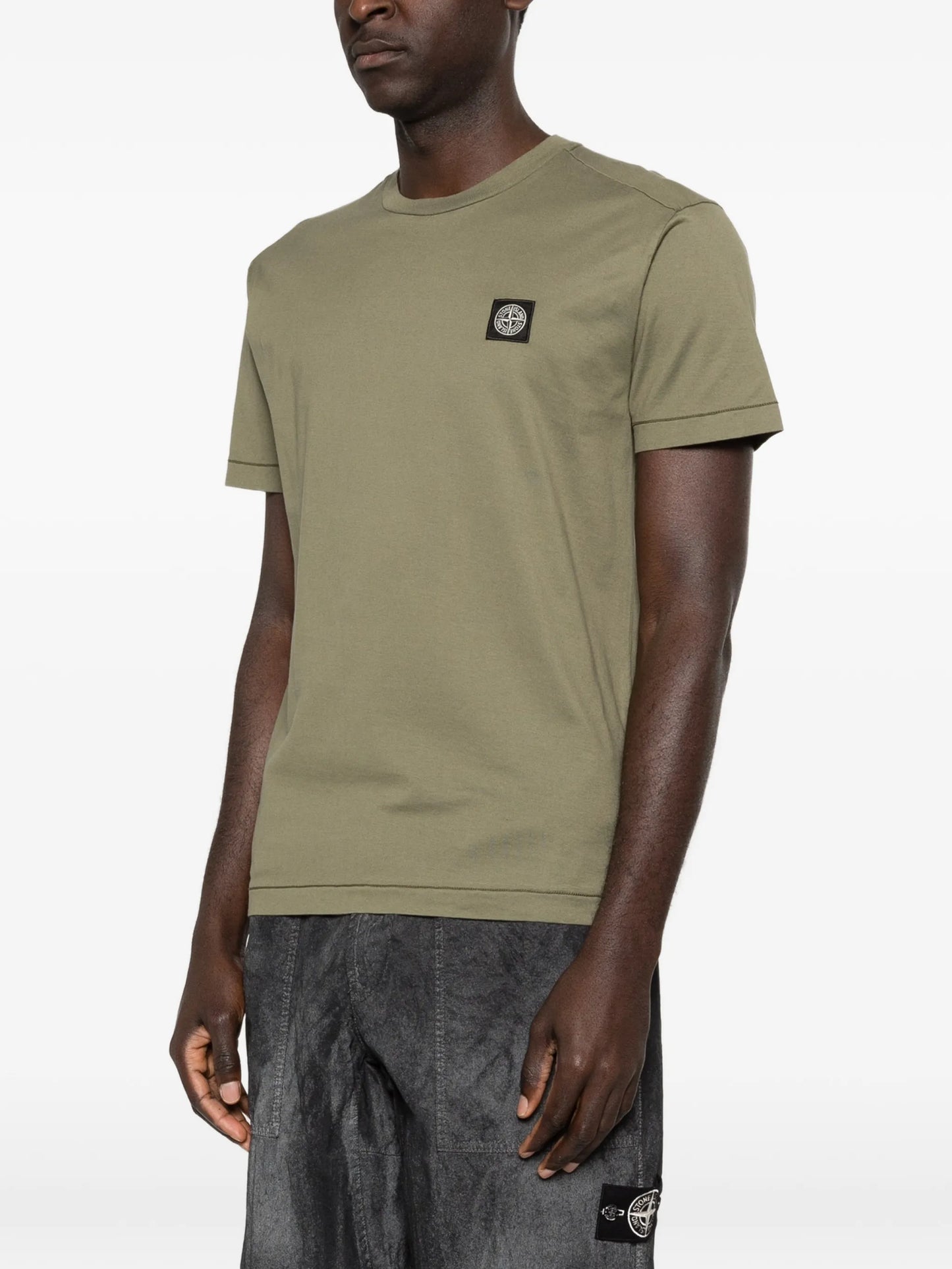 crew-neck logo-patch T-shirt