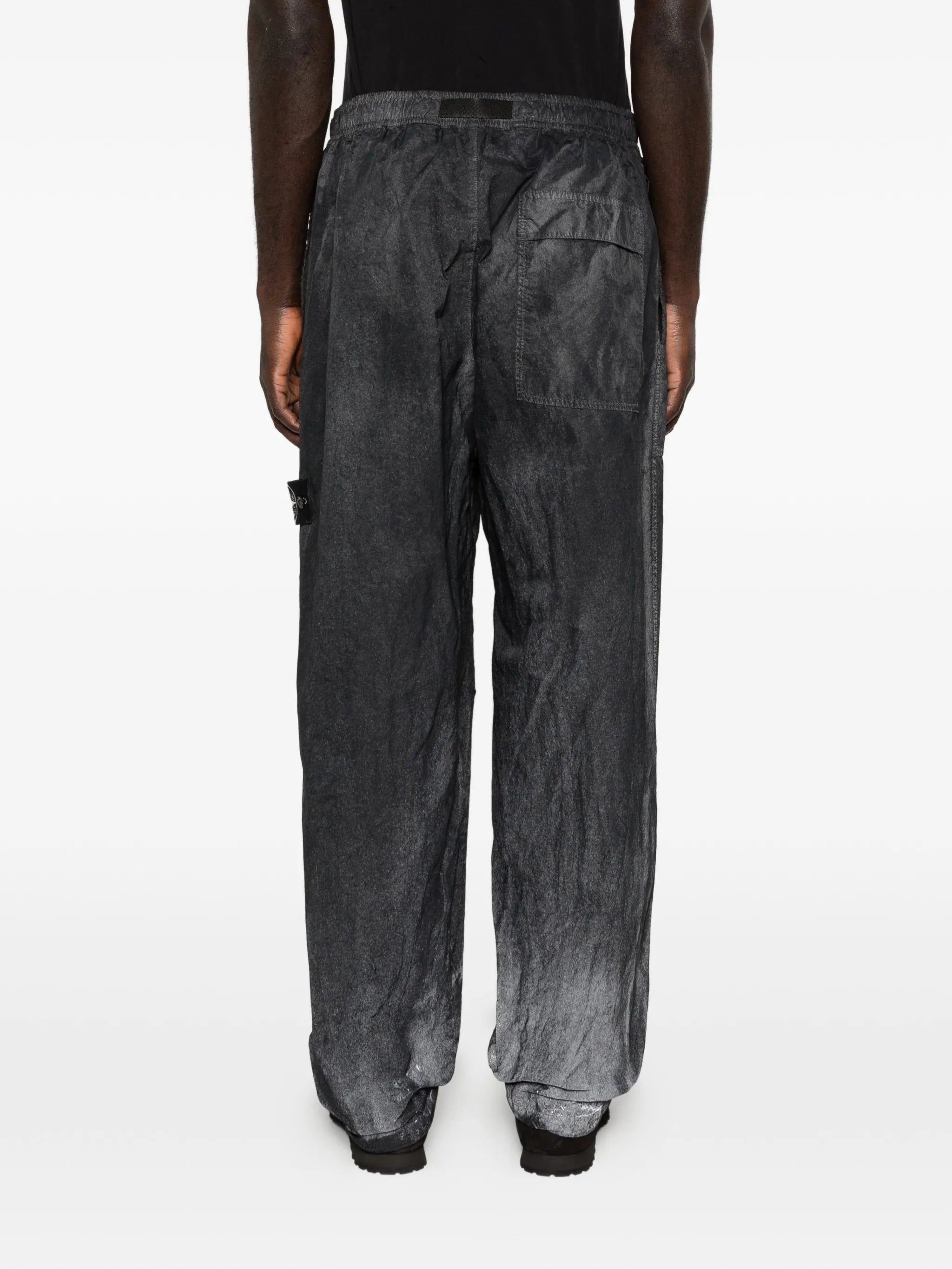 hand sprayed reflective trousers