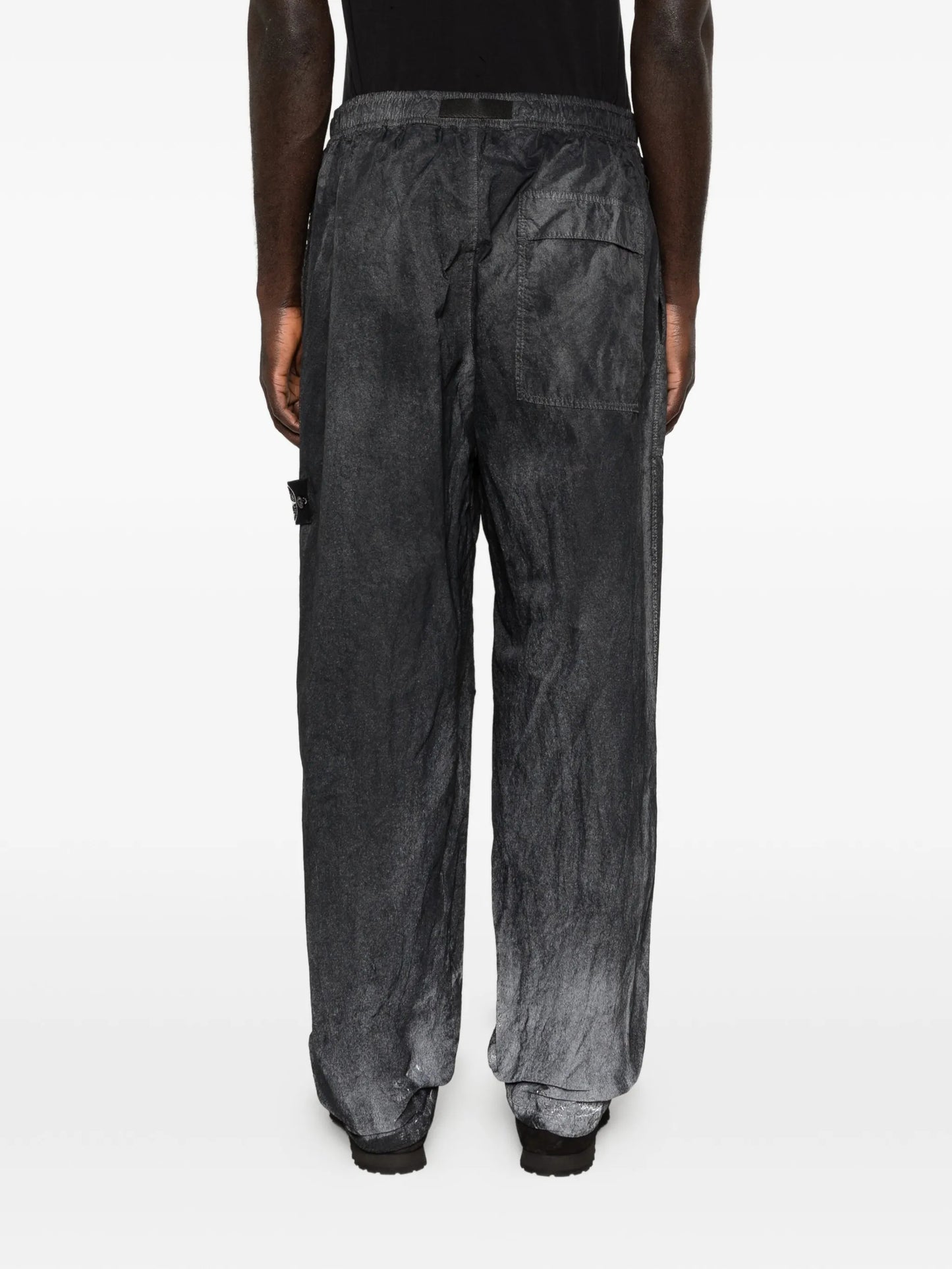 hand sprayed reflective trousers