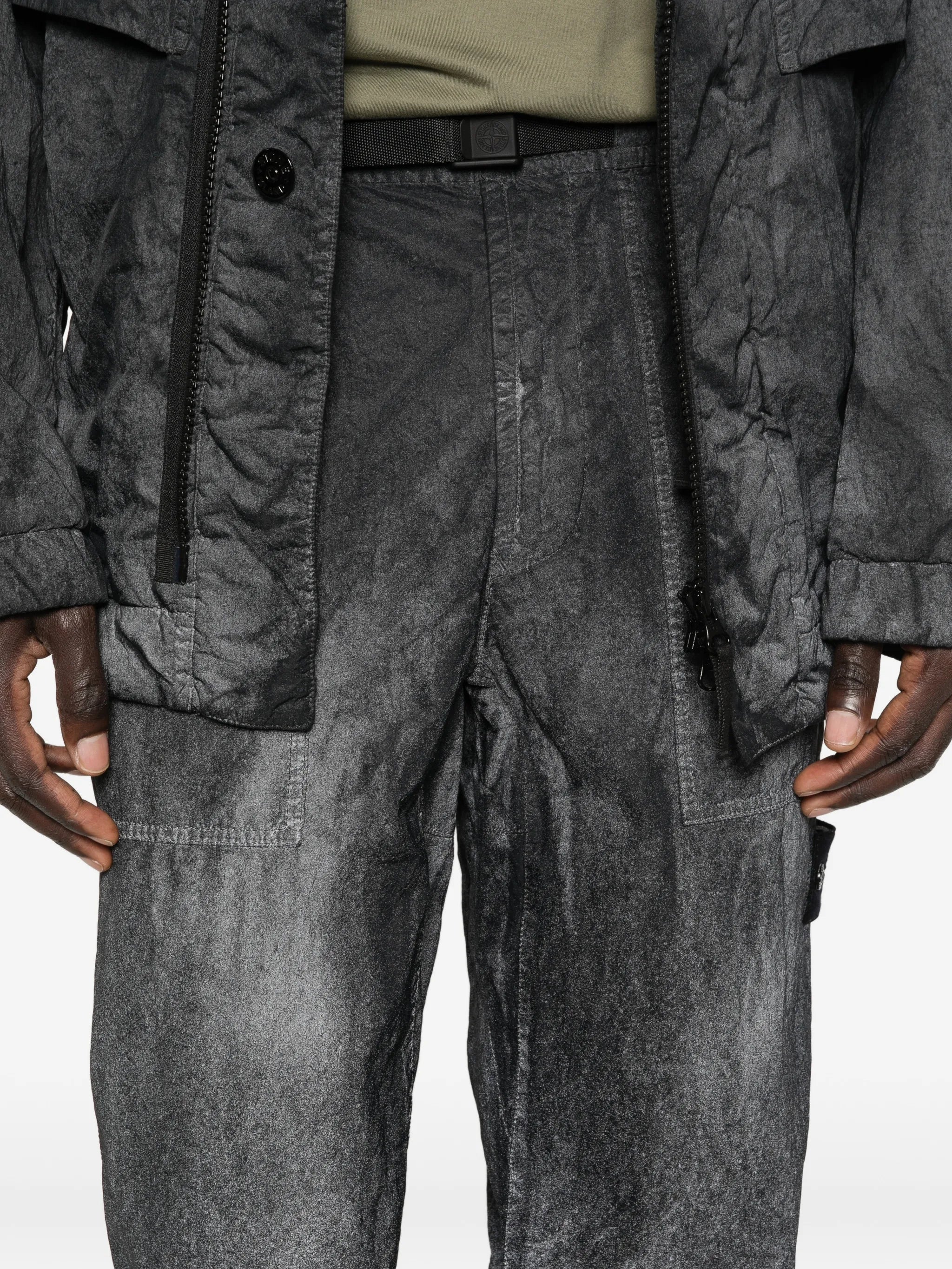 hand sprayed reflective trousers