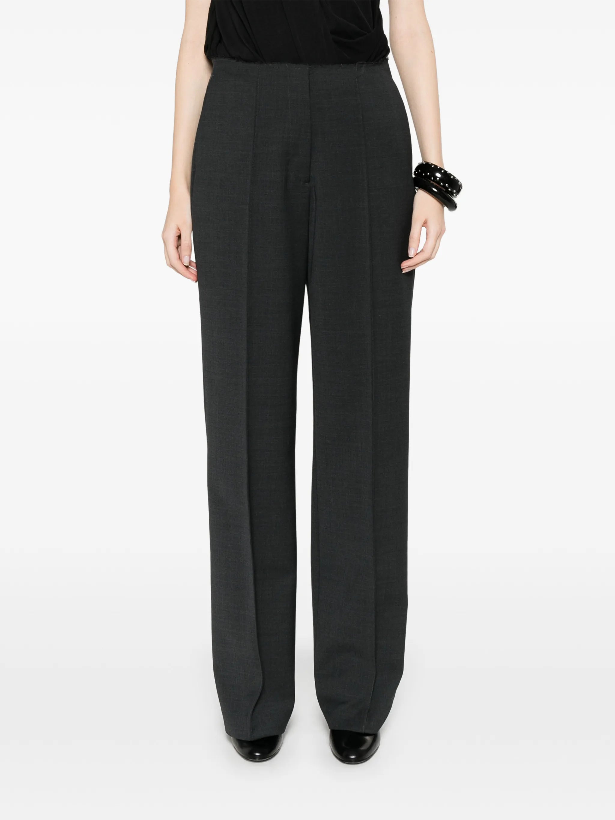 straight-leg trousers