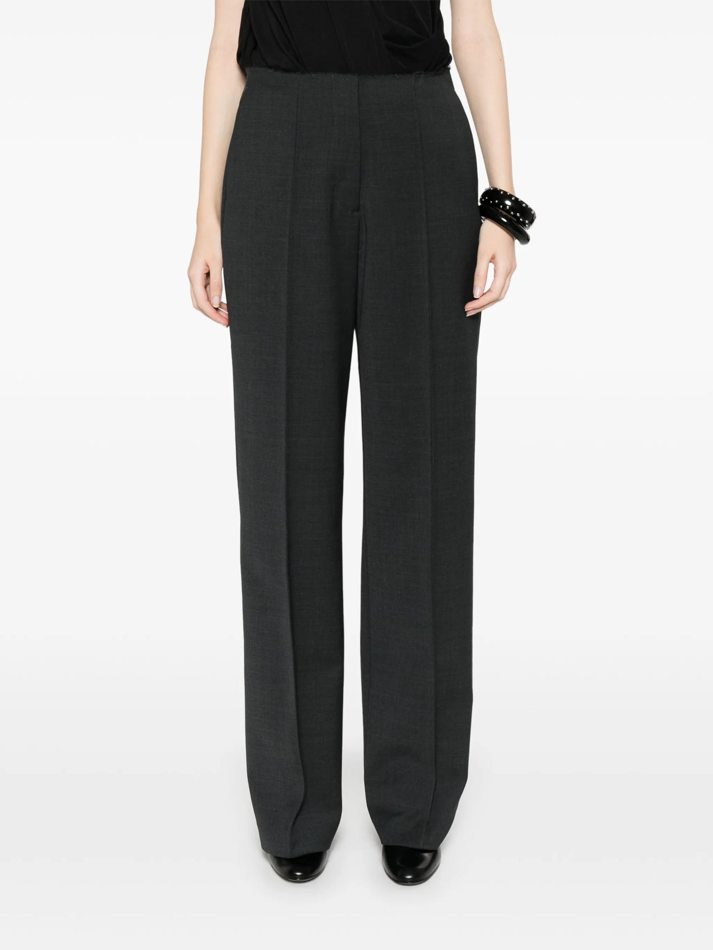 straight-leg trousers