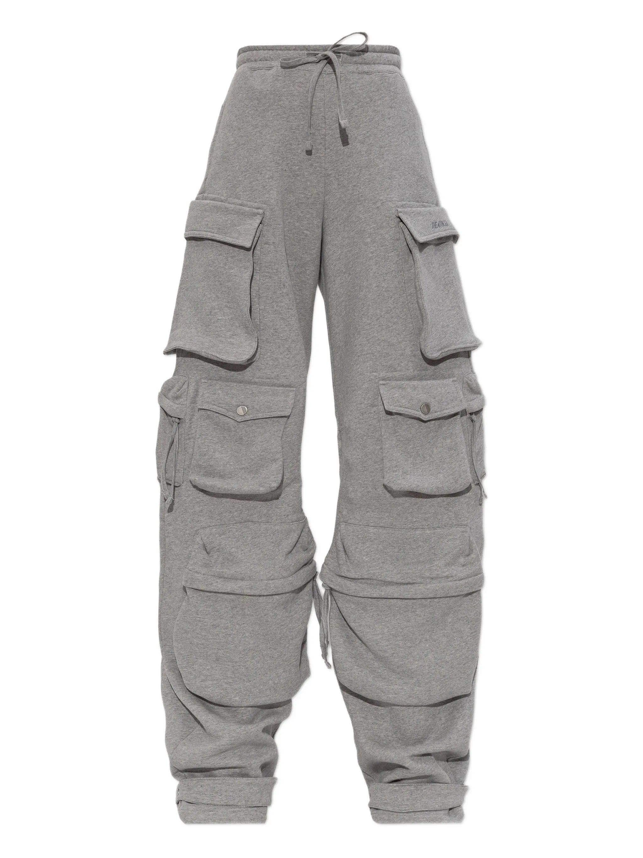 cargo-pockets trousers