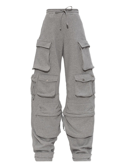cargo-pockets trousers