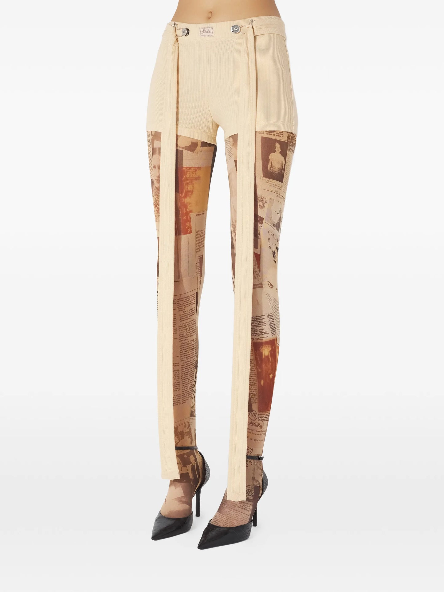 ribbed patch-detail shorts