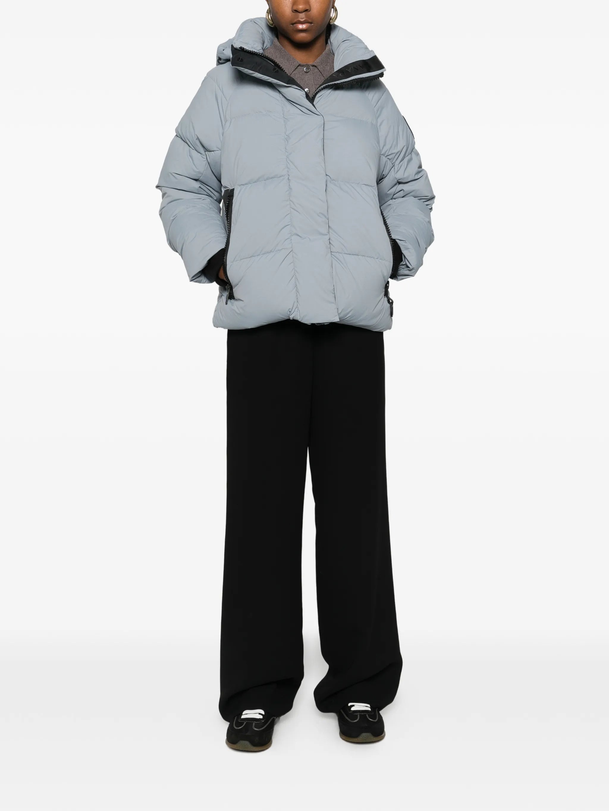 Junction jacket