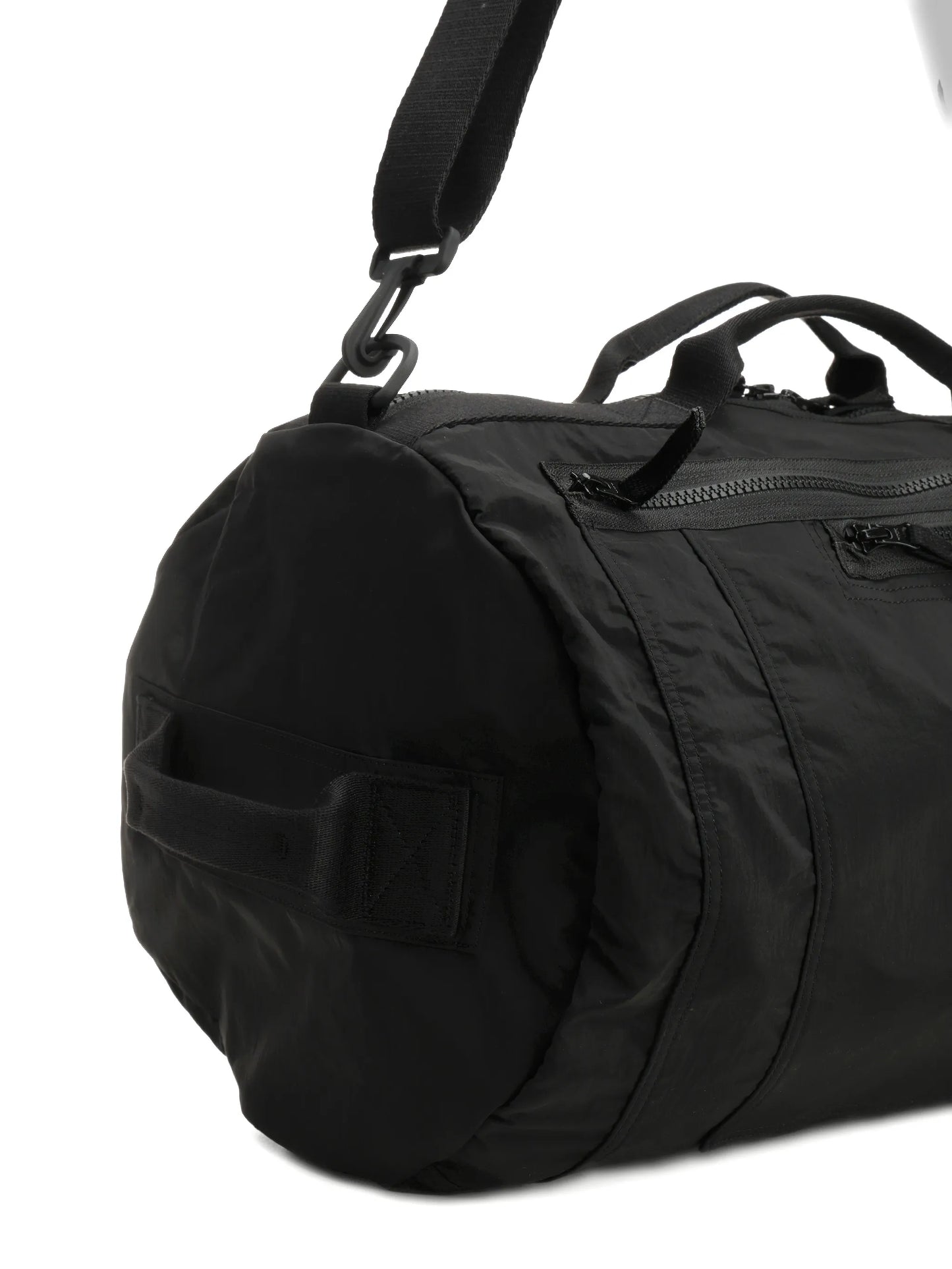9200011 coated Nylon Metal in Econyl® duffle bag with removable strap