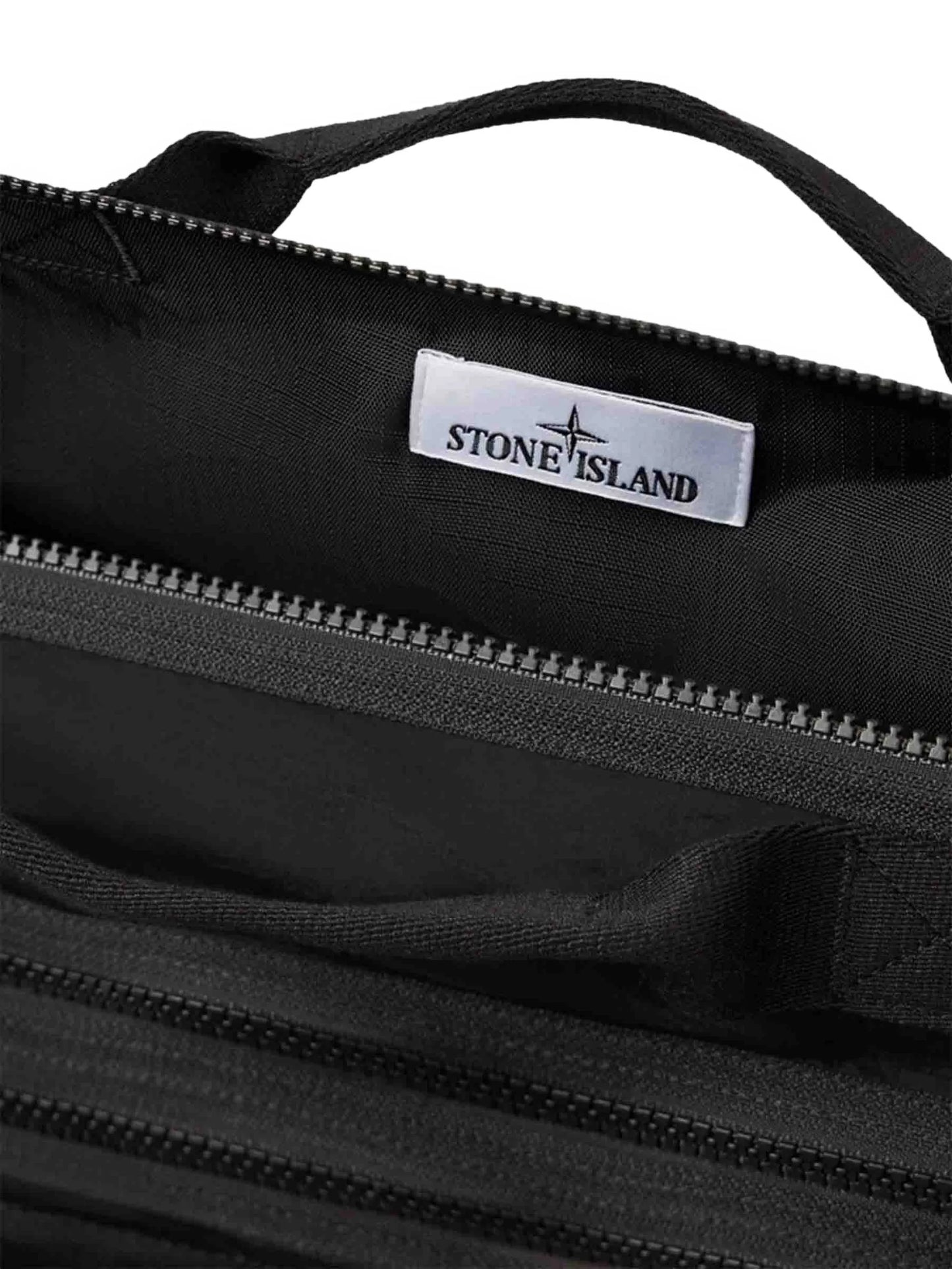 9200011 coated Nylon Metal in Econyl® duffle bag with removable strap
