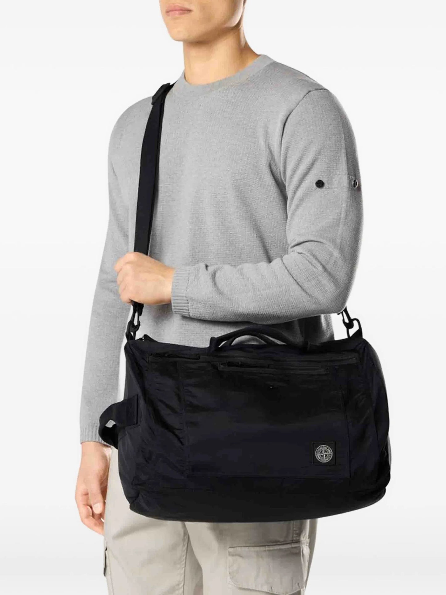9200011 coated Nylon Metal in Econyl® duffle bag with removable strap