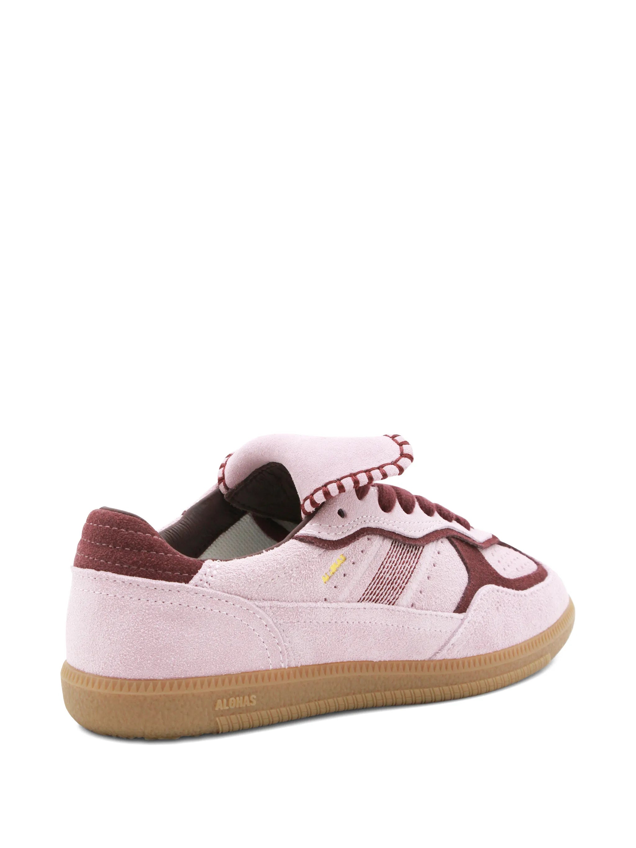 lace-up panelled sneakers
