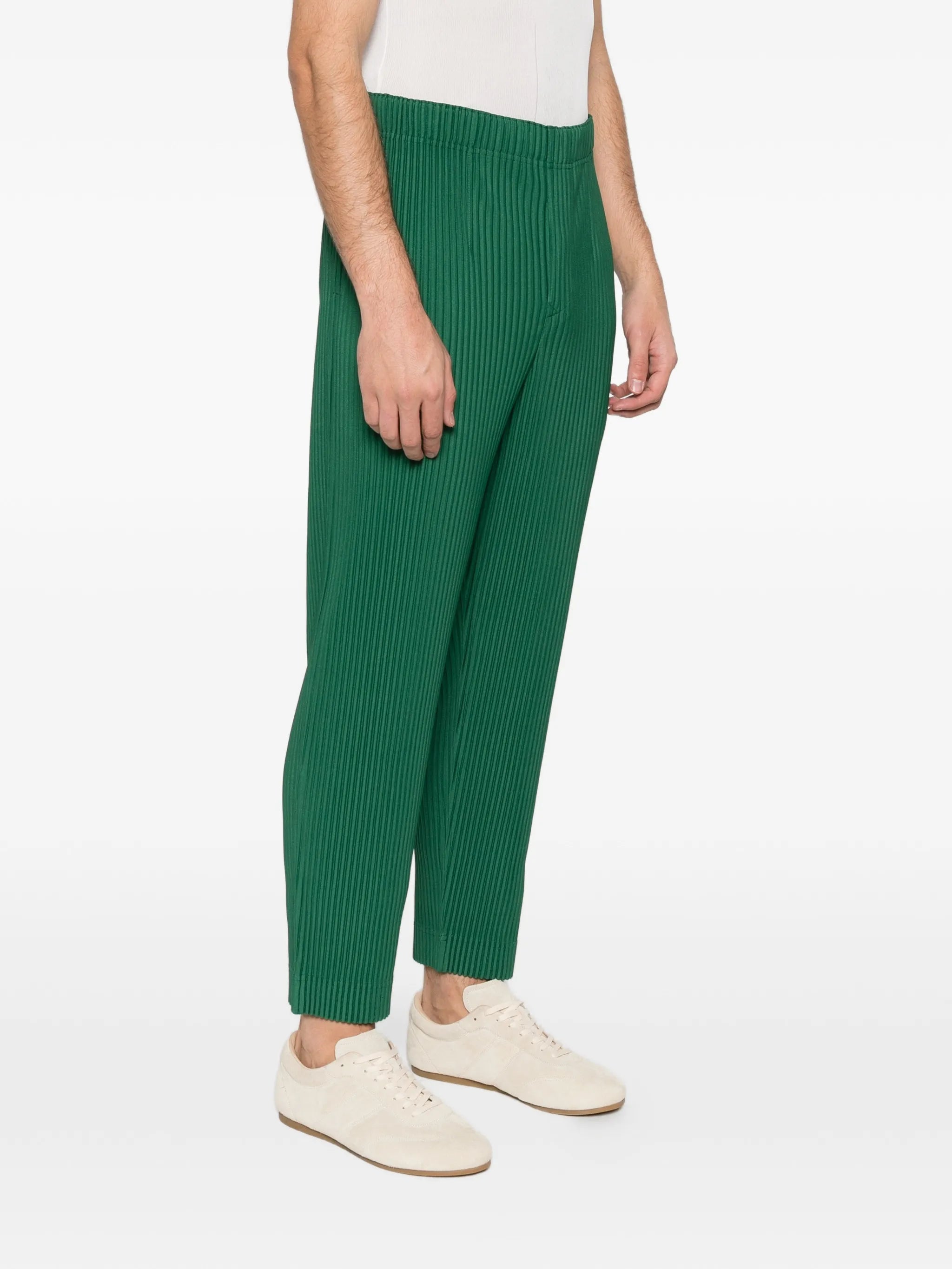 pleated straight-leg trousers