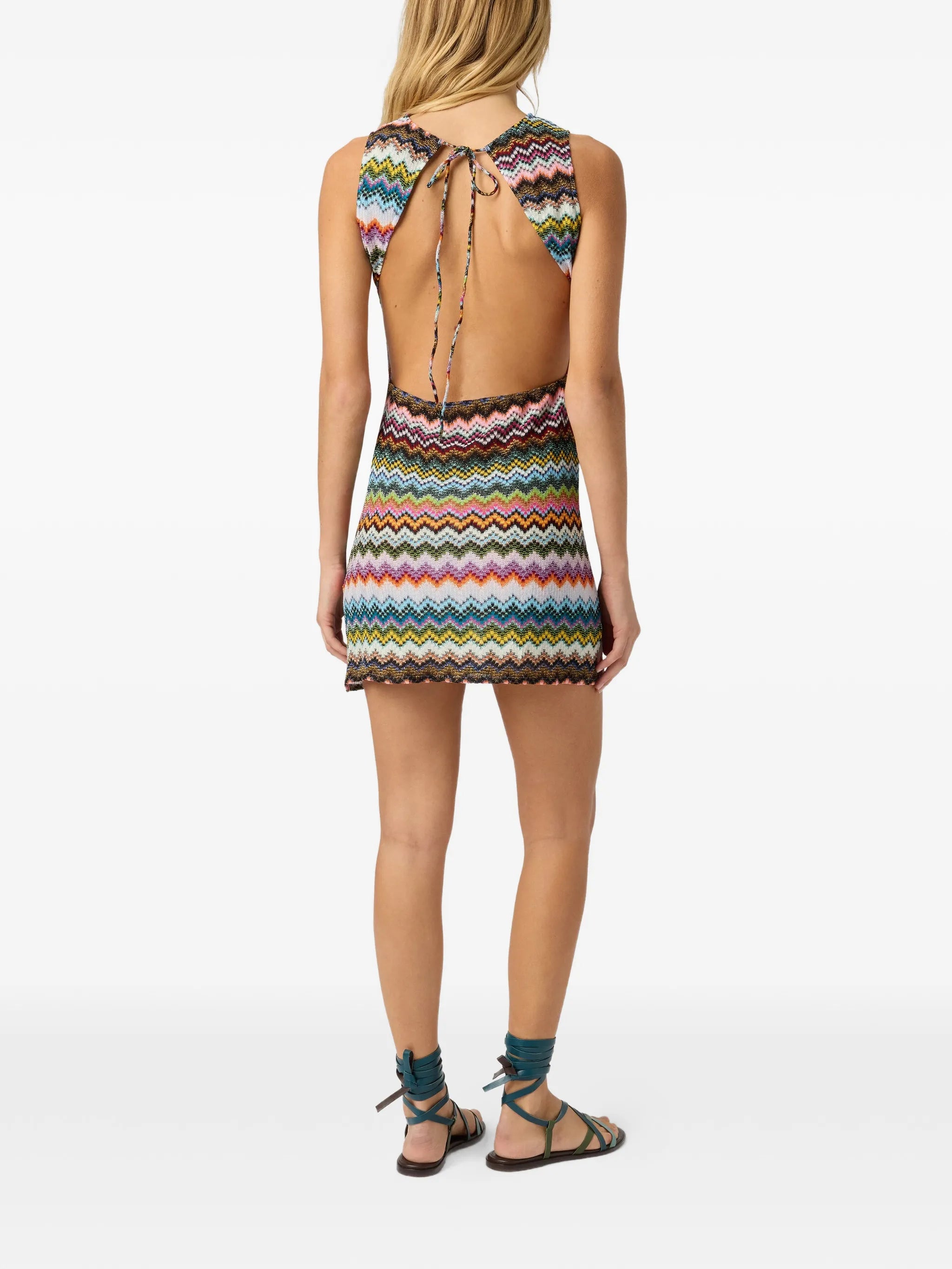 Zigzag-pattern knitted mini dress
