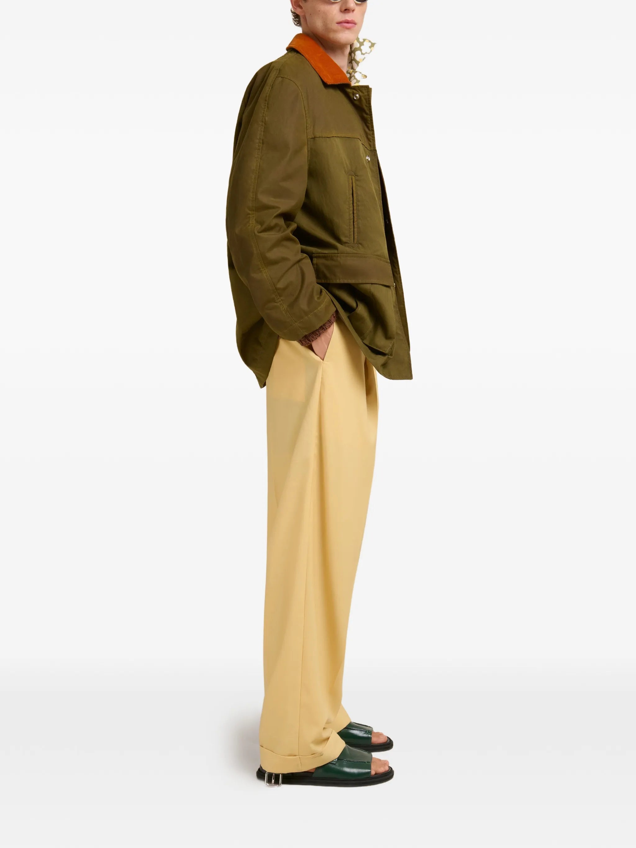 high-waist pleated trousers