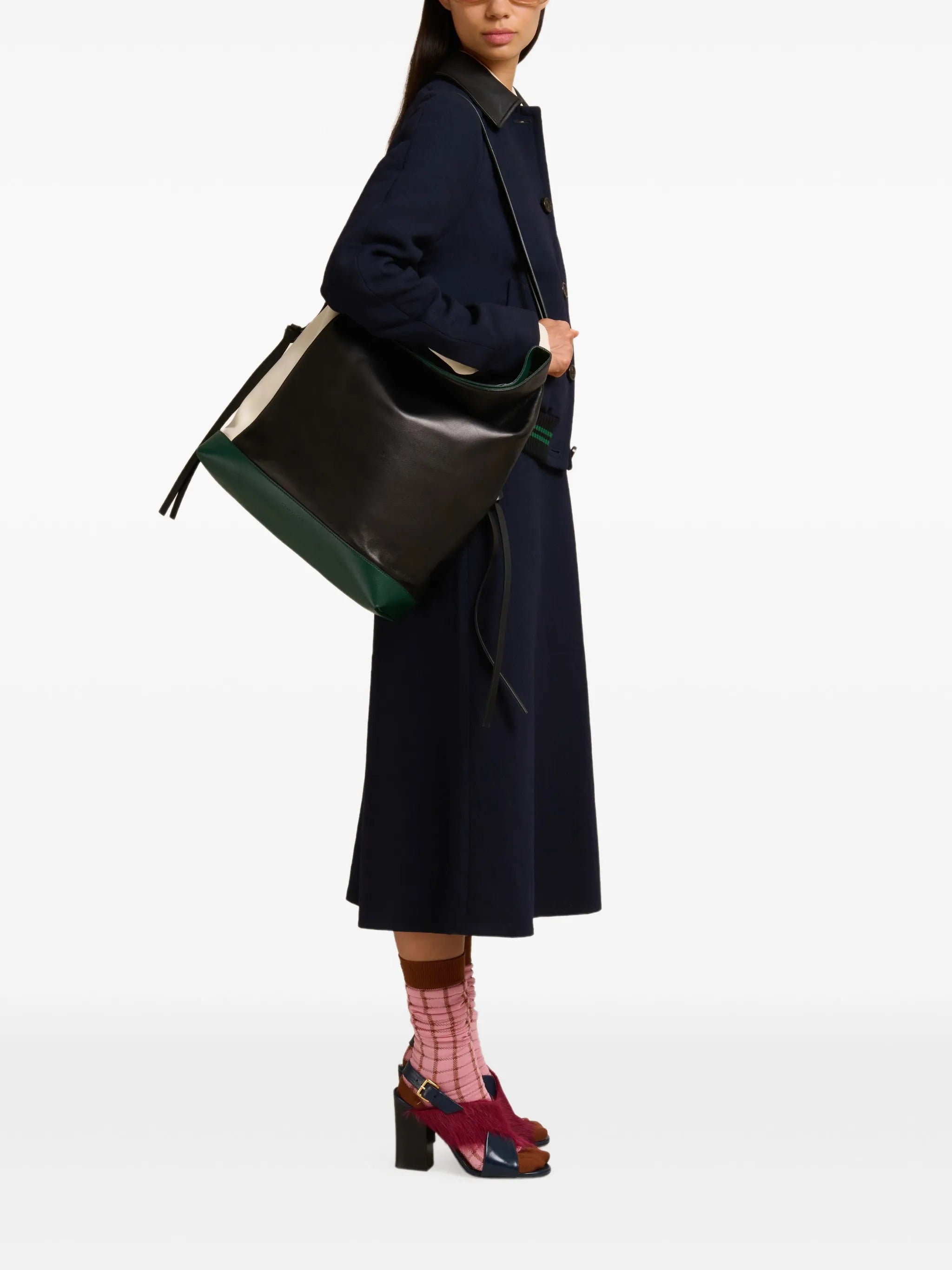 colour-block split-handle shoulder bag