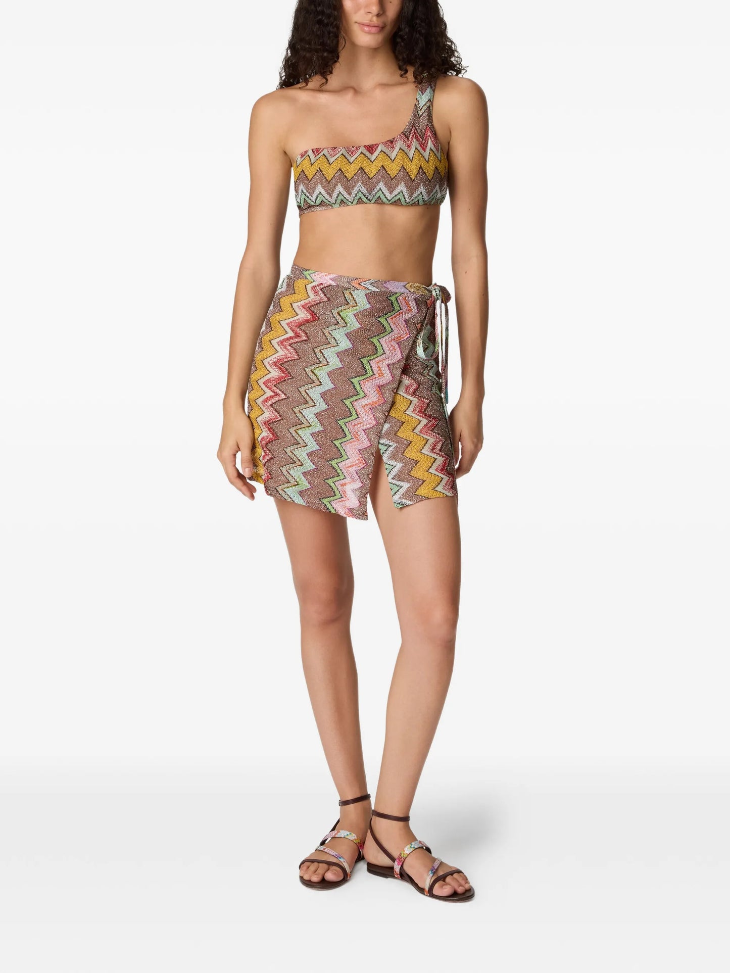 Zigzag-pattern mini pareo skirt