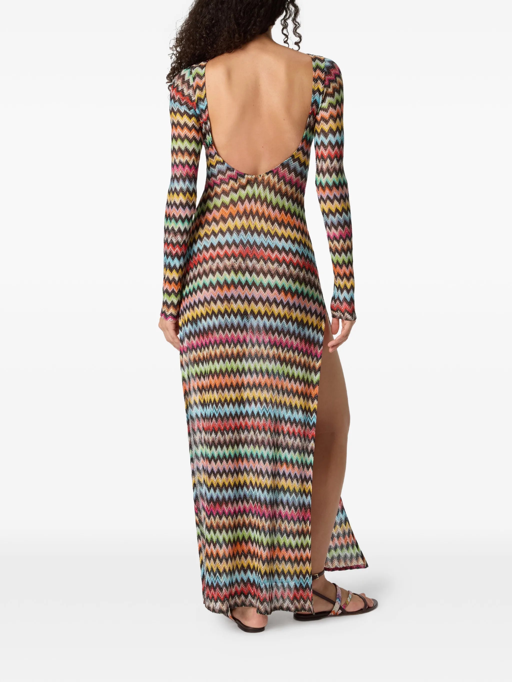 long-sleeve zigzag-pattern beach dress