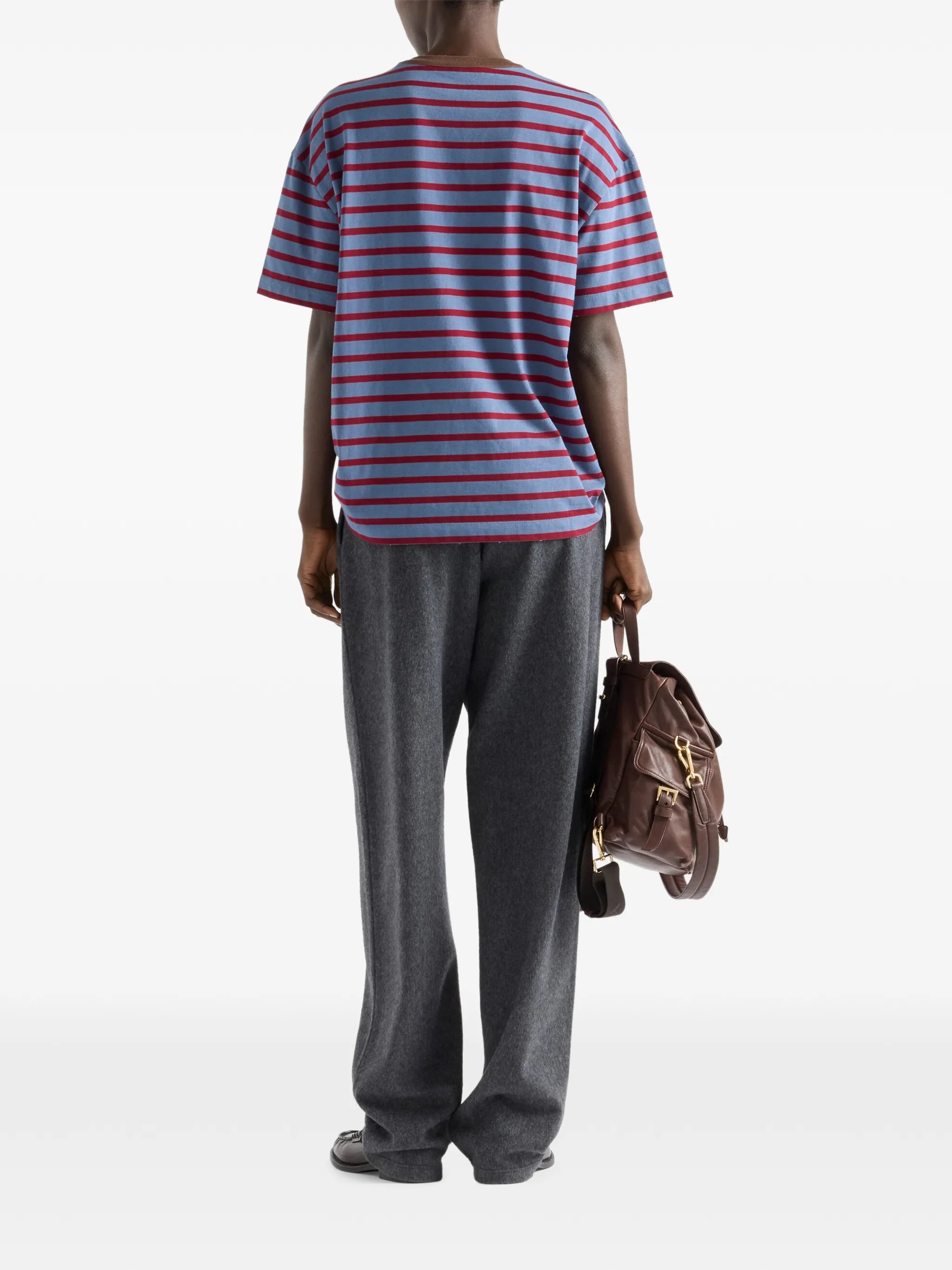 striped-pattern patch-pocket T-shirt