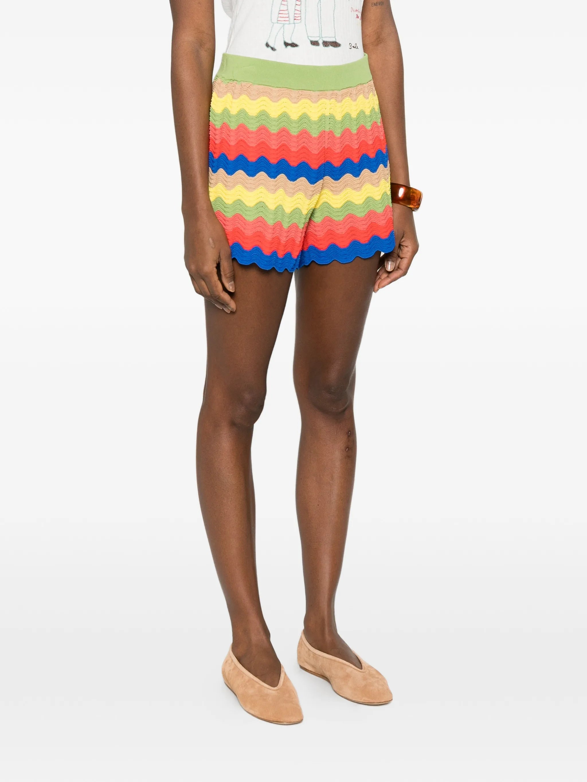 wave scalloped shorts