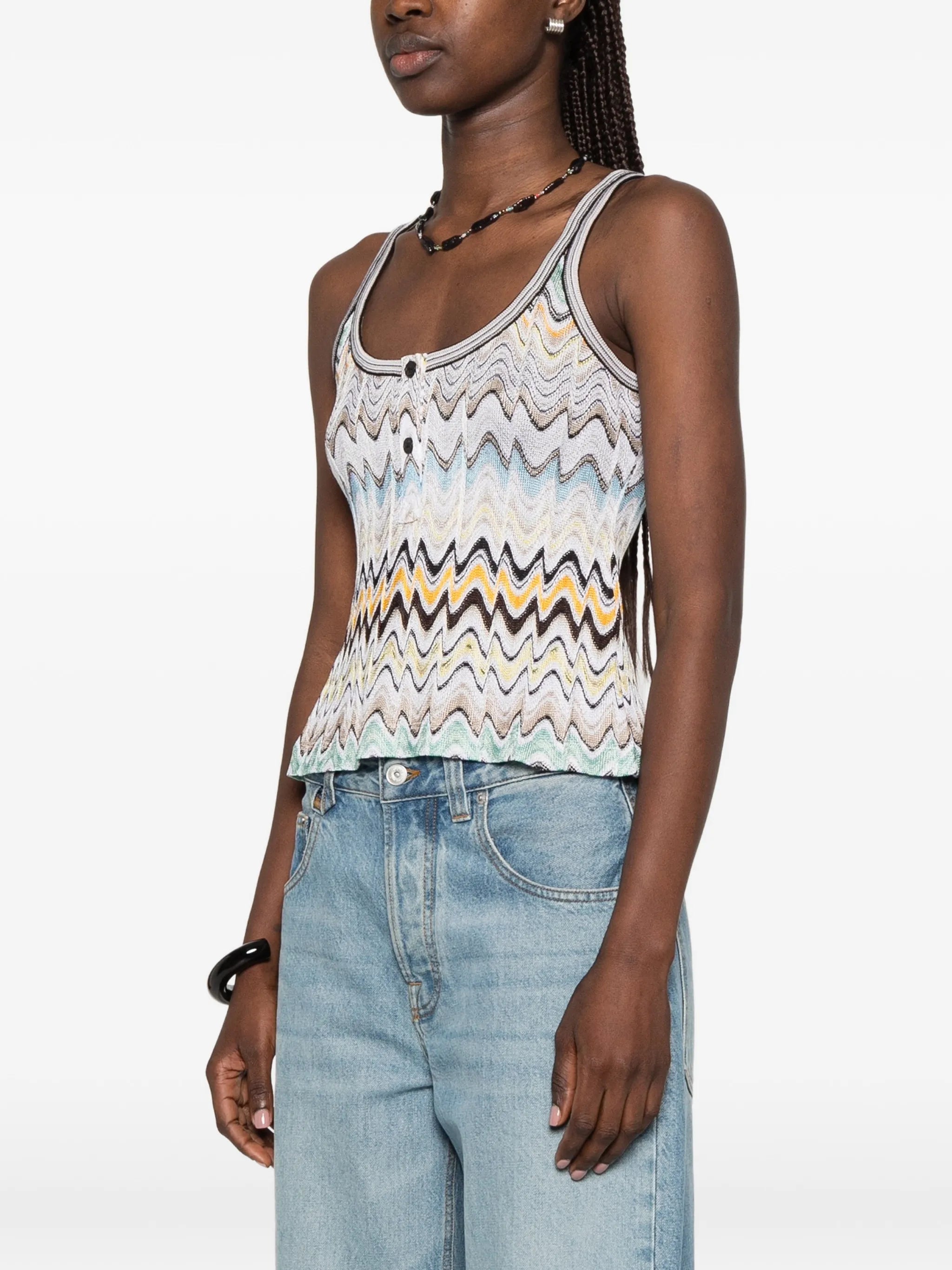 zigzag-knit button-detail tank top