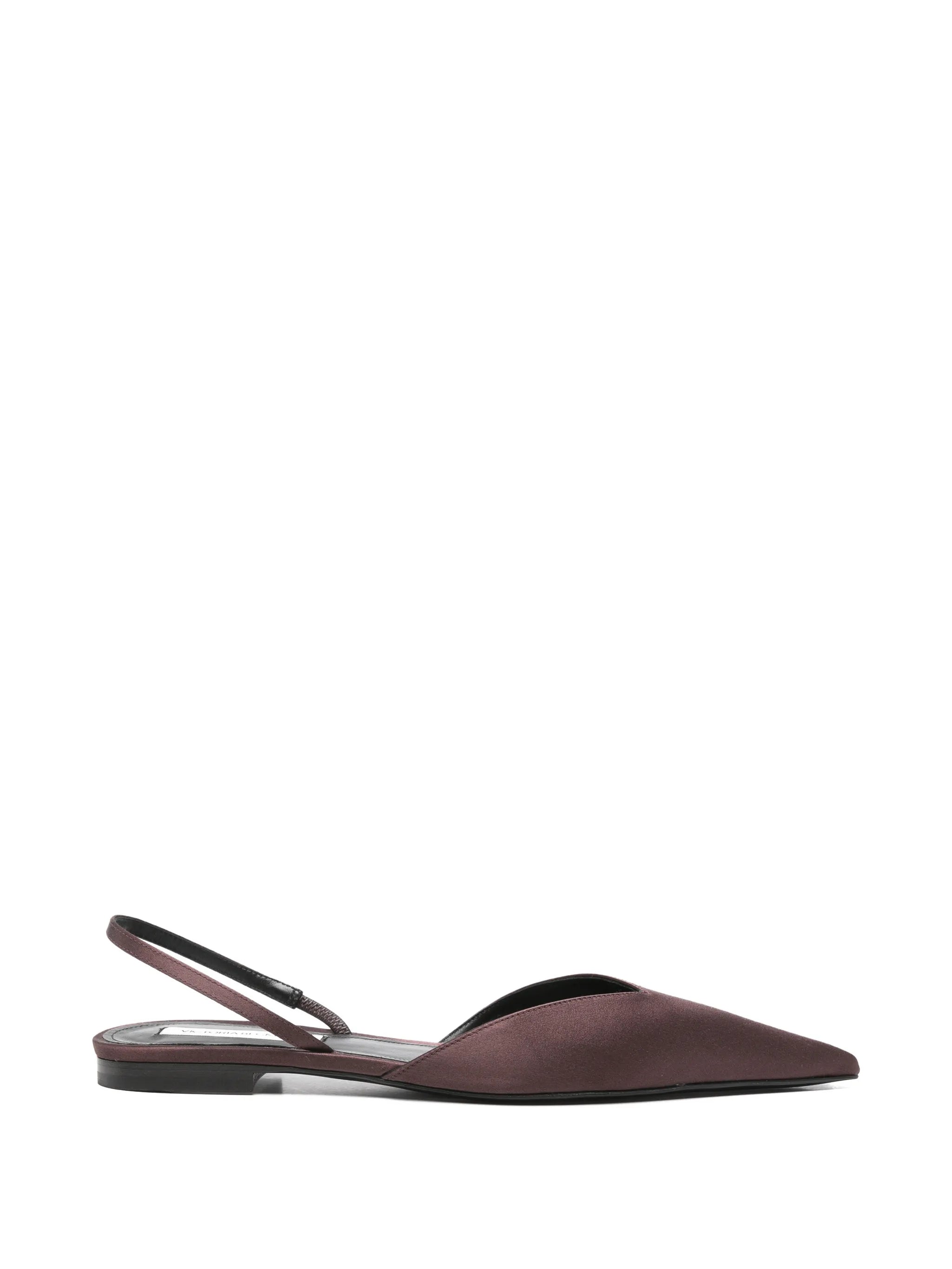 Angle Halter pumps