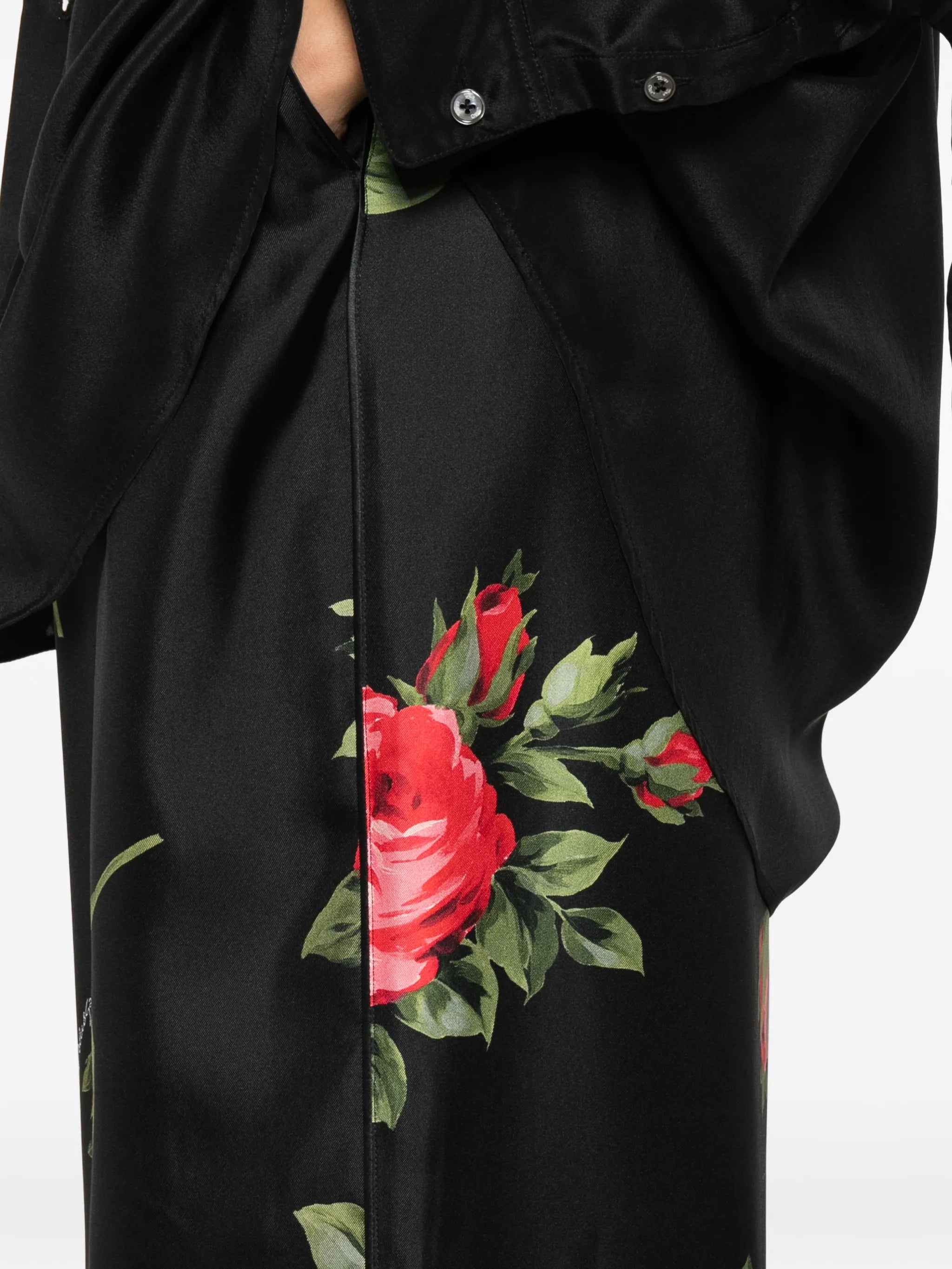 floral-print trousers