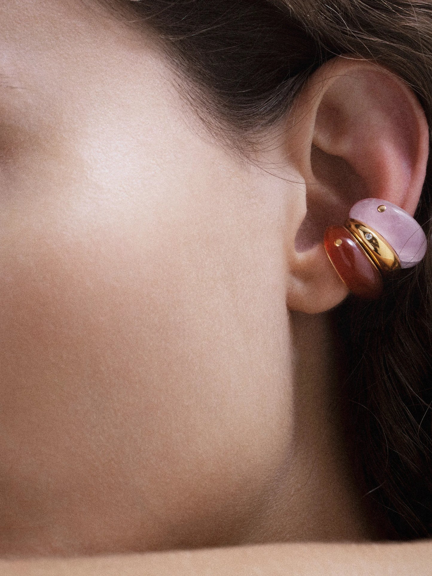 Criolla quartz ear cuff