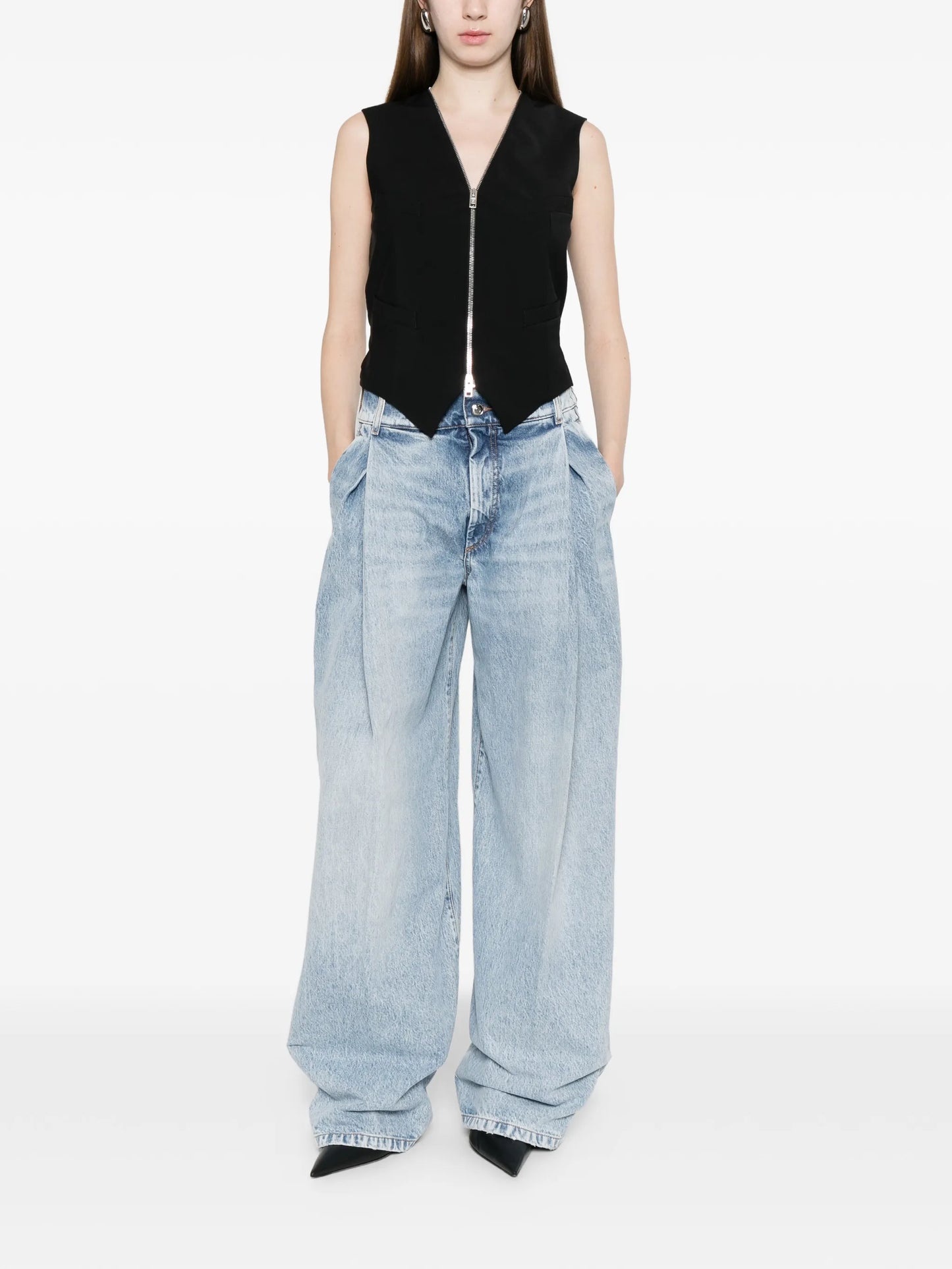 Salbatro button-embellished pleated denim trousers