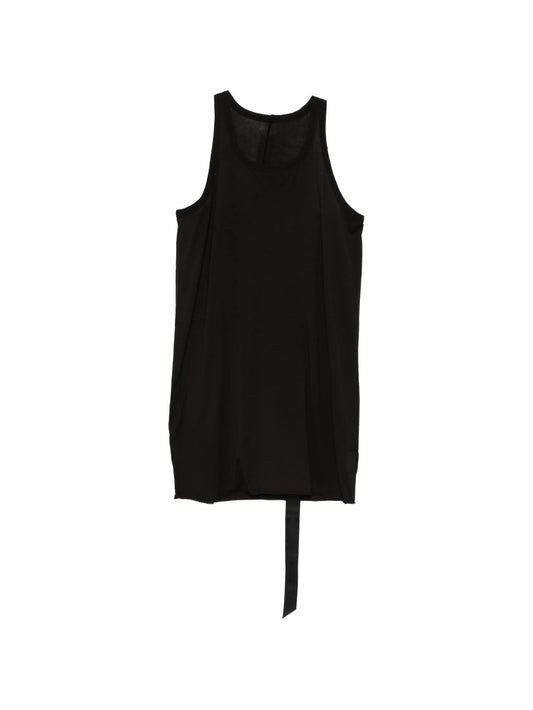 sleeveless T-shirt