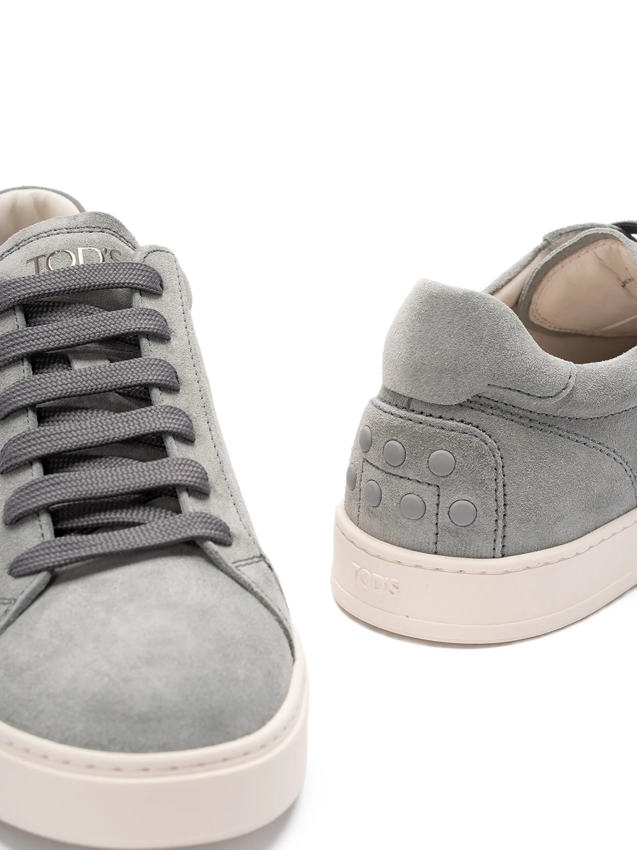 sneakers in suede