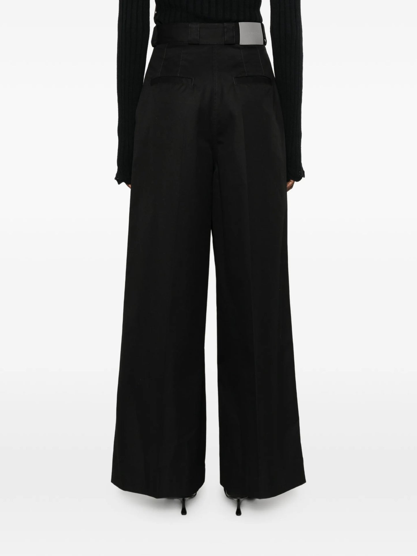 high-waist belt-loops trousers