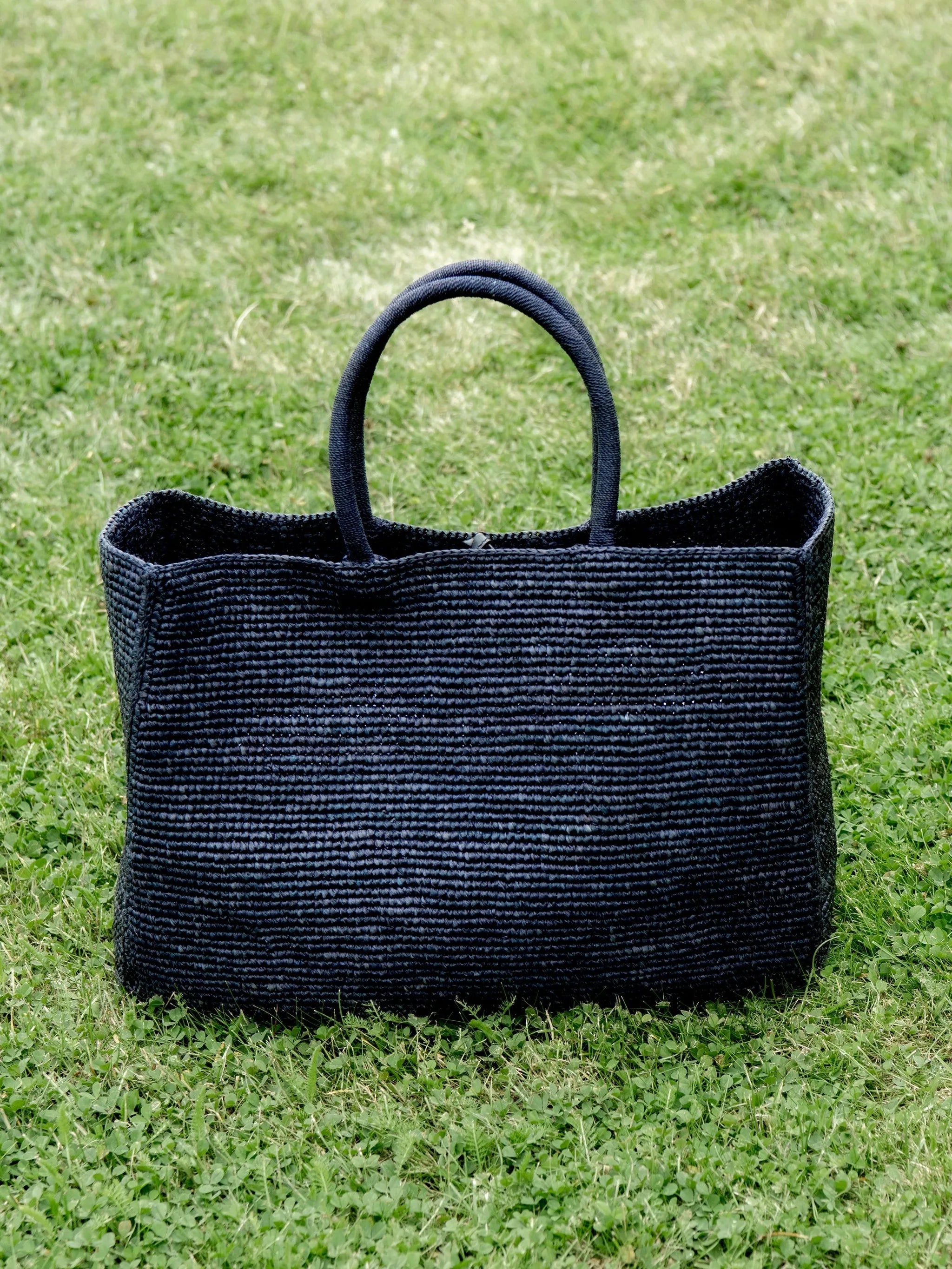 the Charlotte raffia bag small