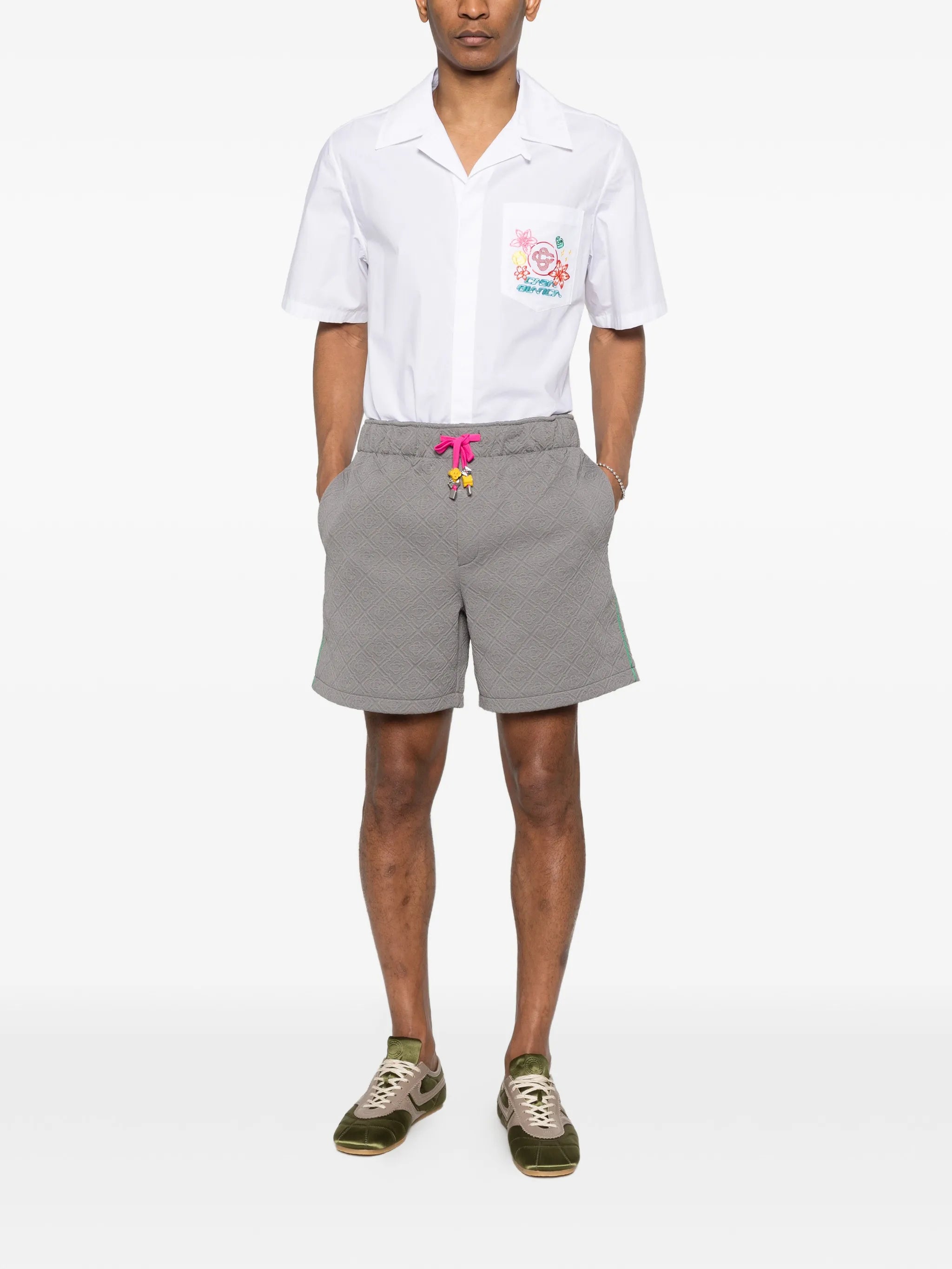 Collage D'Icones Graphiques embroidered shirt