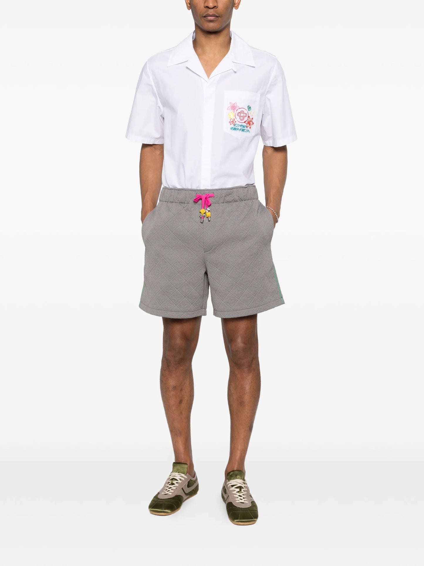 Collage D'Icones Graphiques embroidered shirt