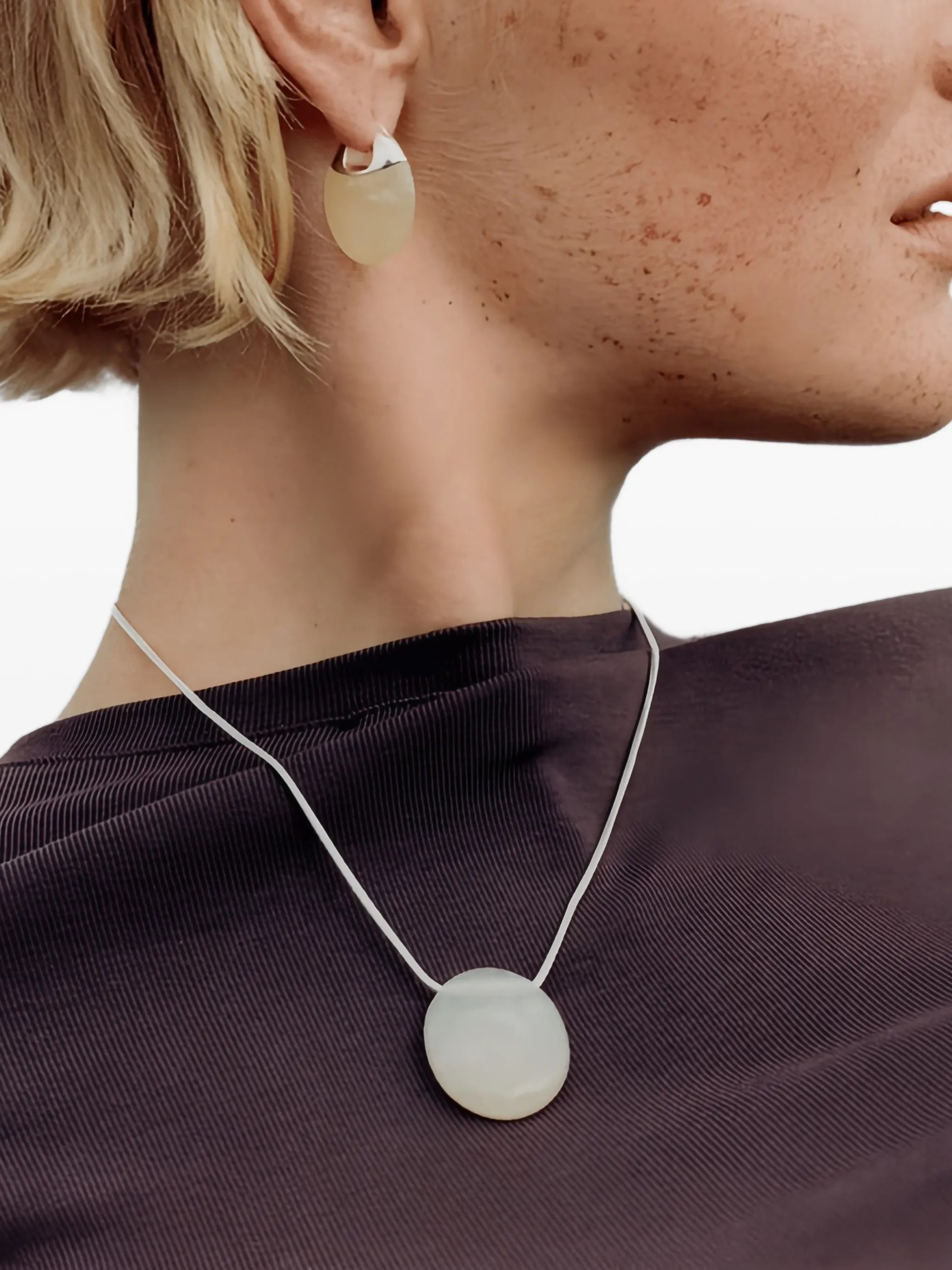 Julia pendant necklace