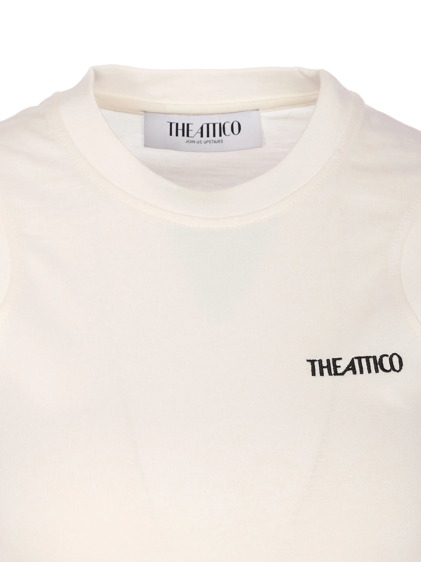 logo-embroidered T-shirt