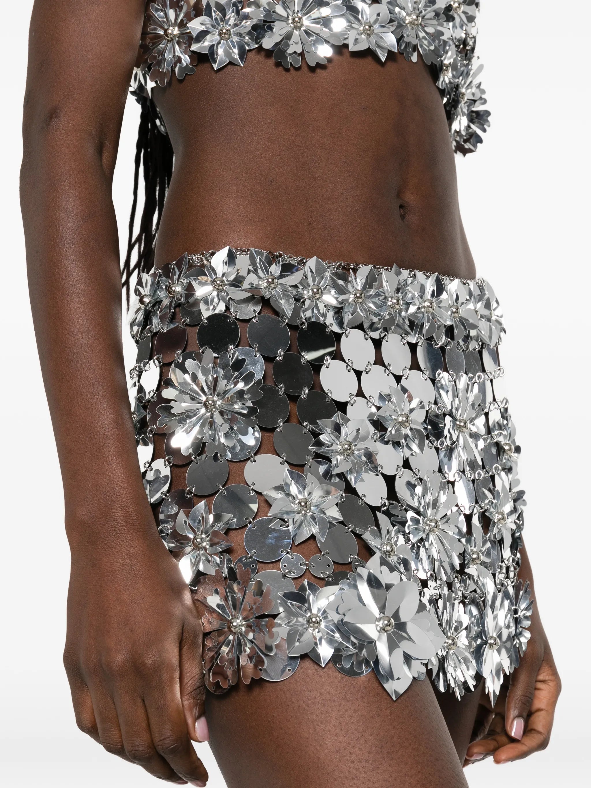 mini skirt in assemblage with flower details