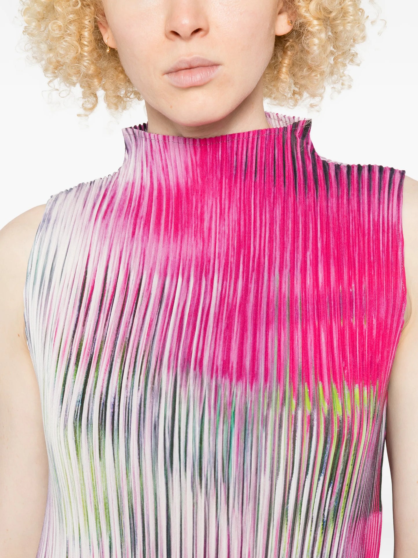 Obscure pleated midi dress