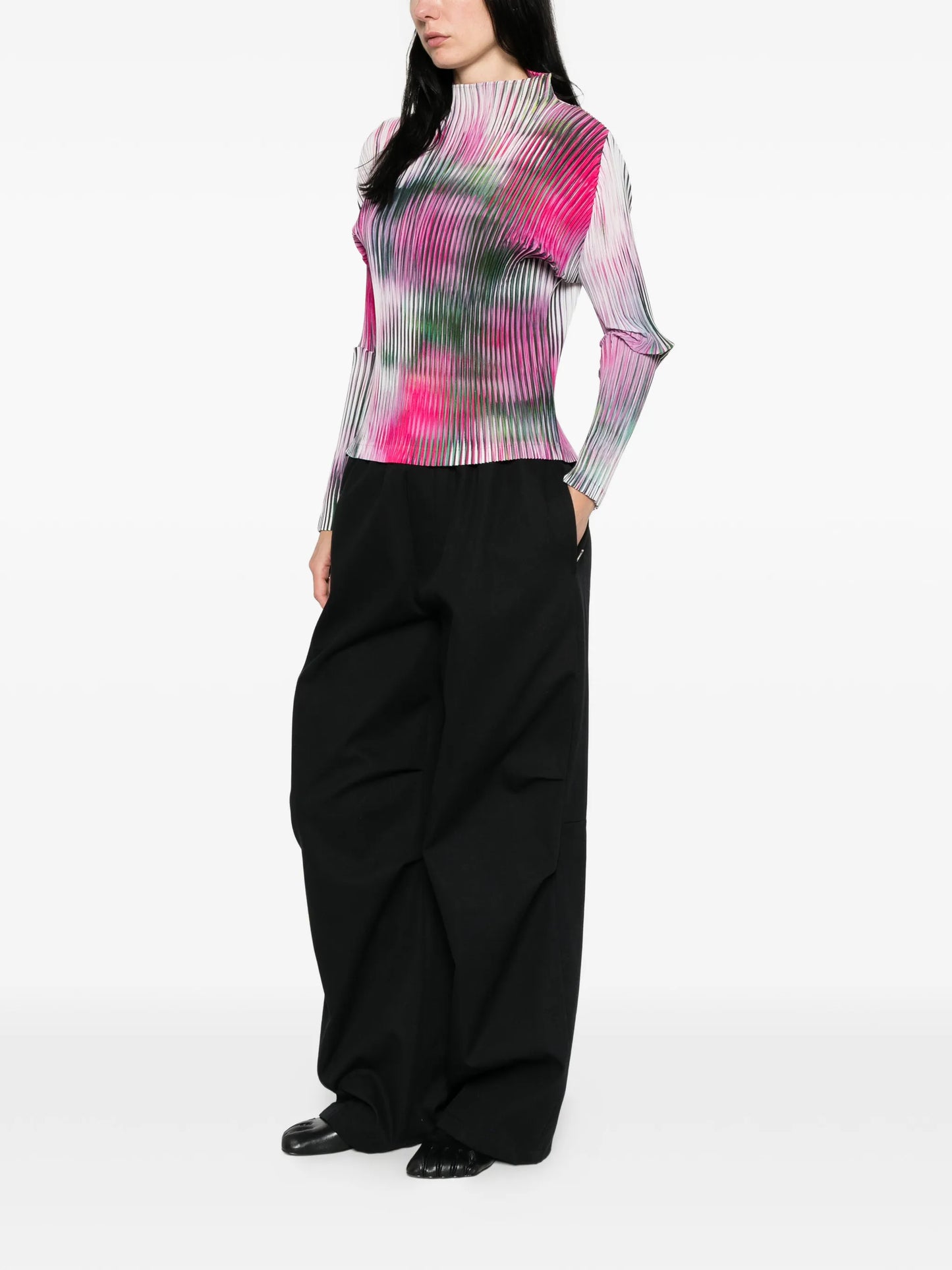 obscure pleats top