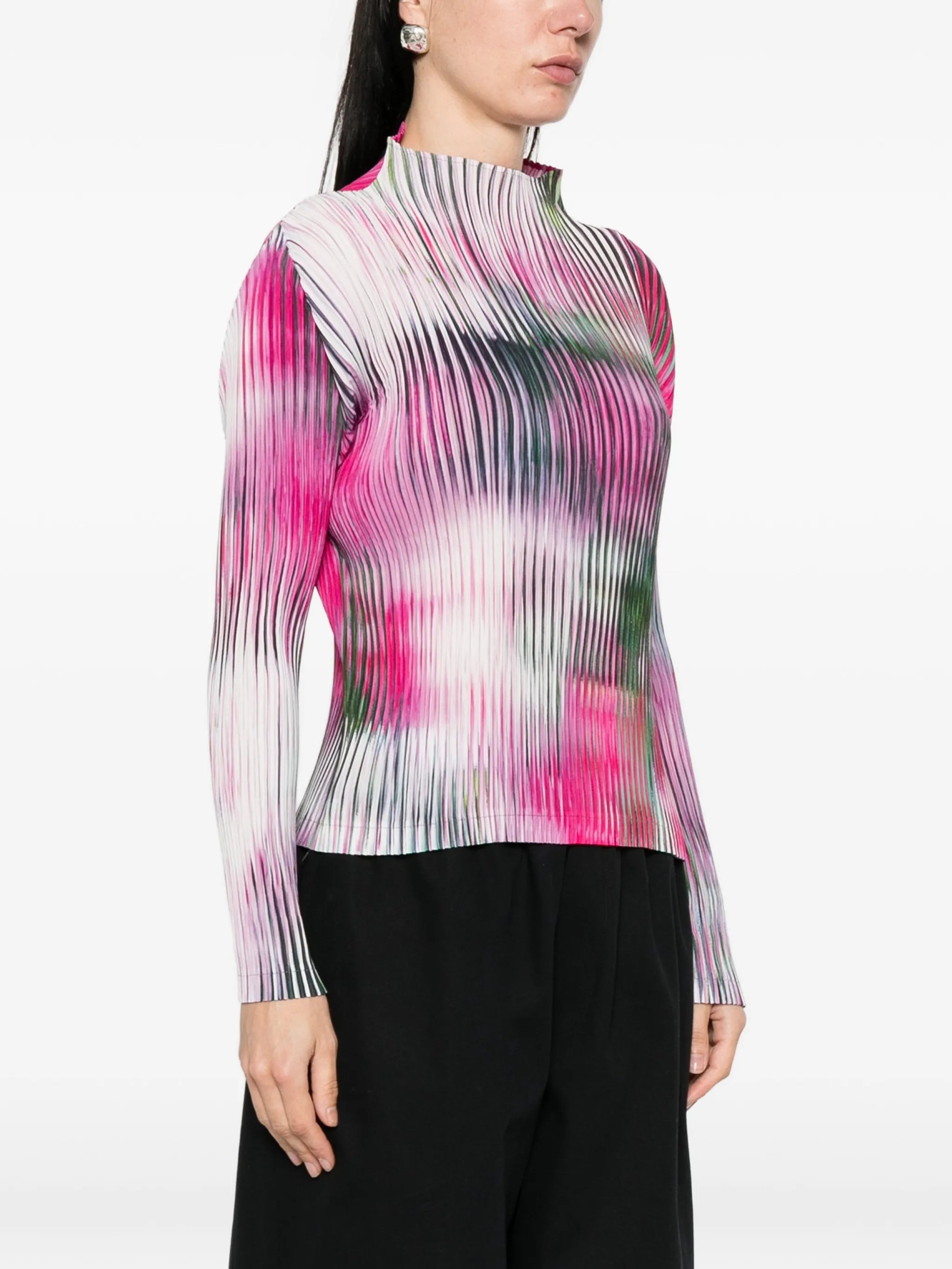 obscure pleats top