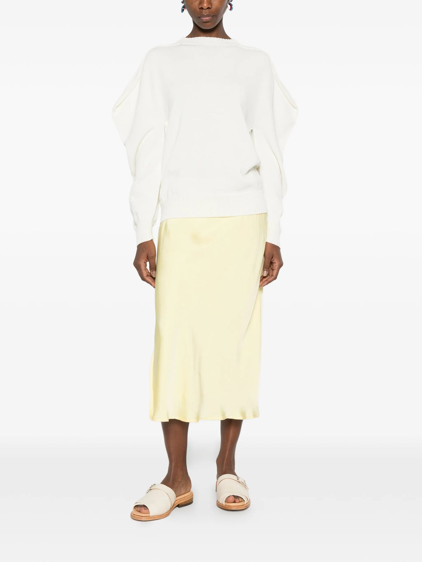 puffed-sleeve sweater