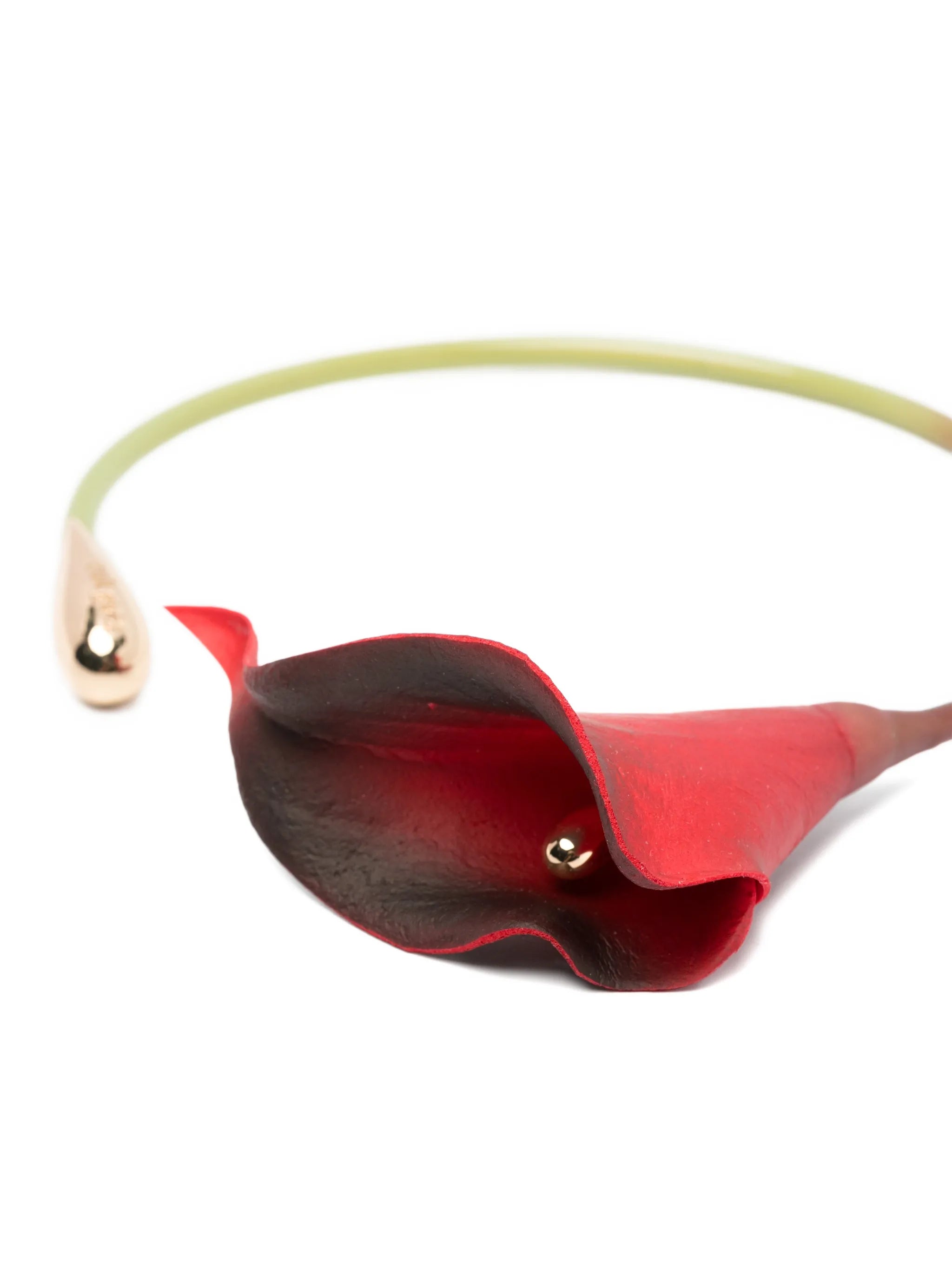 calla-lily choker