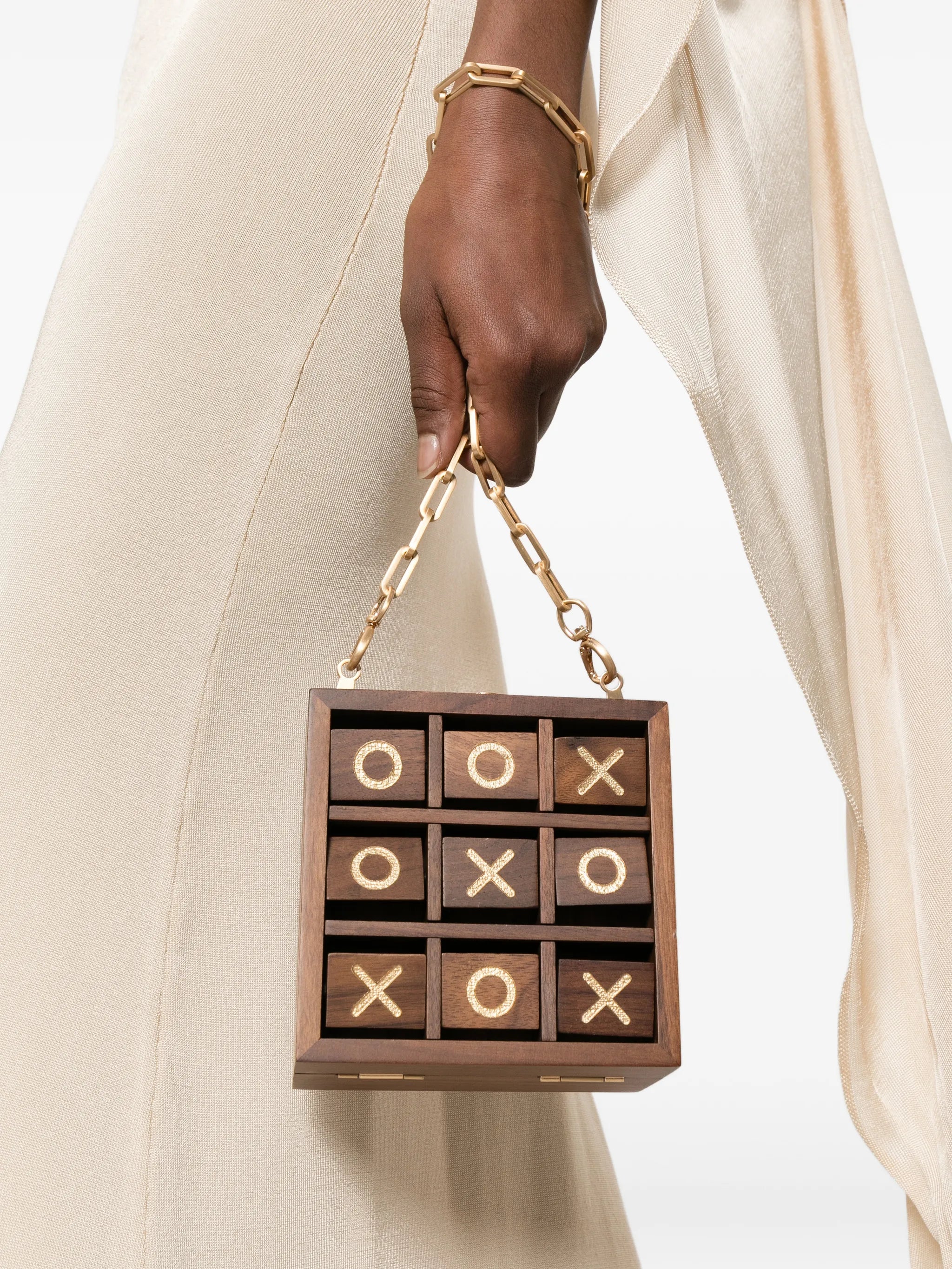 Tic Tac Toe chain clutch bag