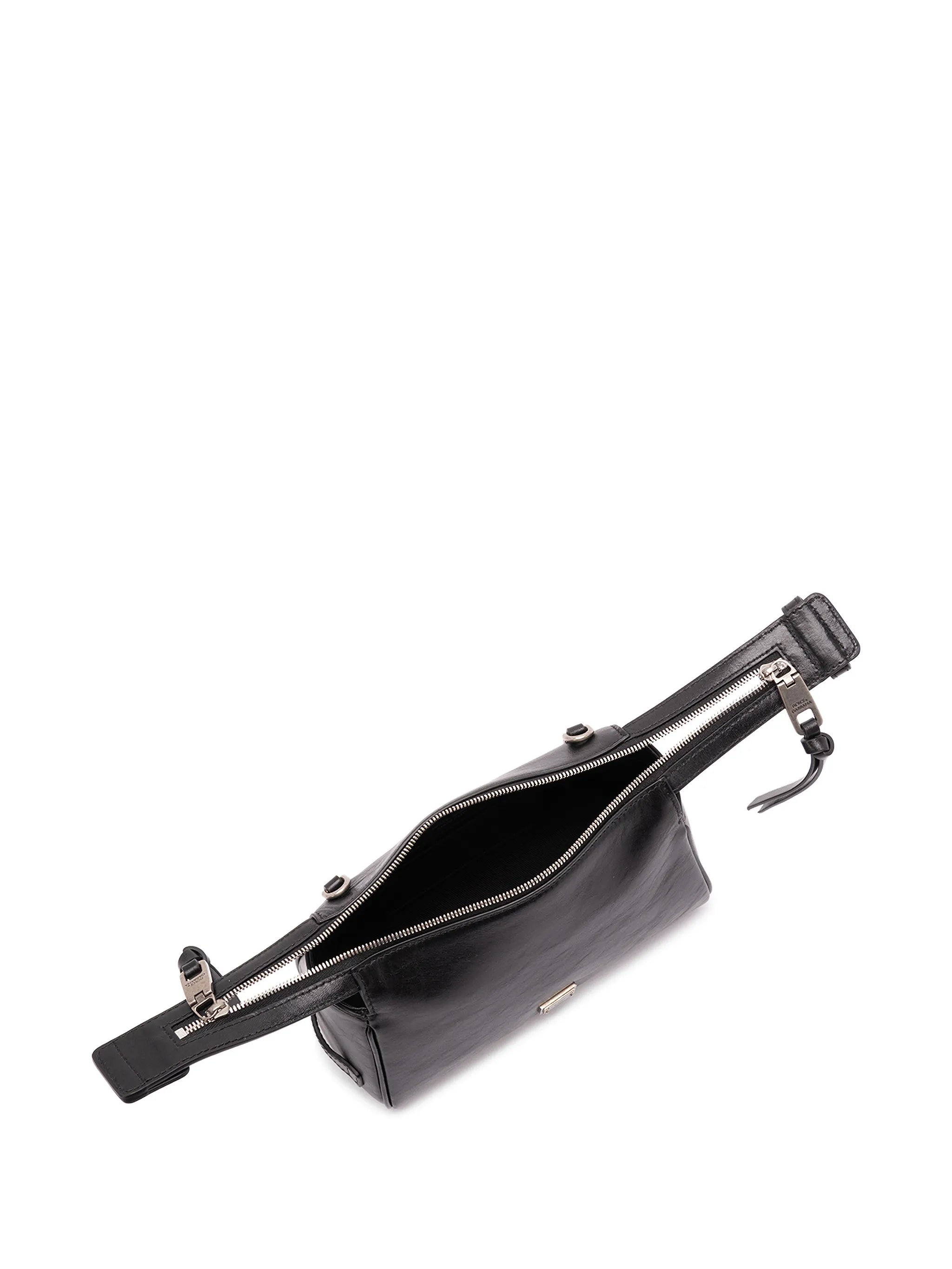 zip-fastening leather tote bag