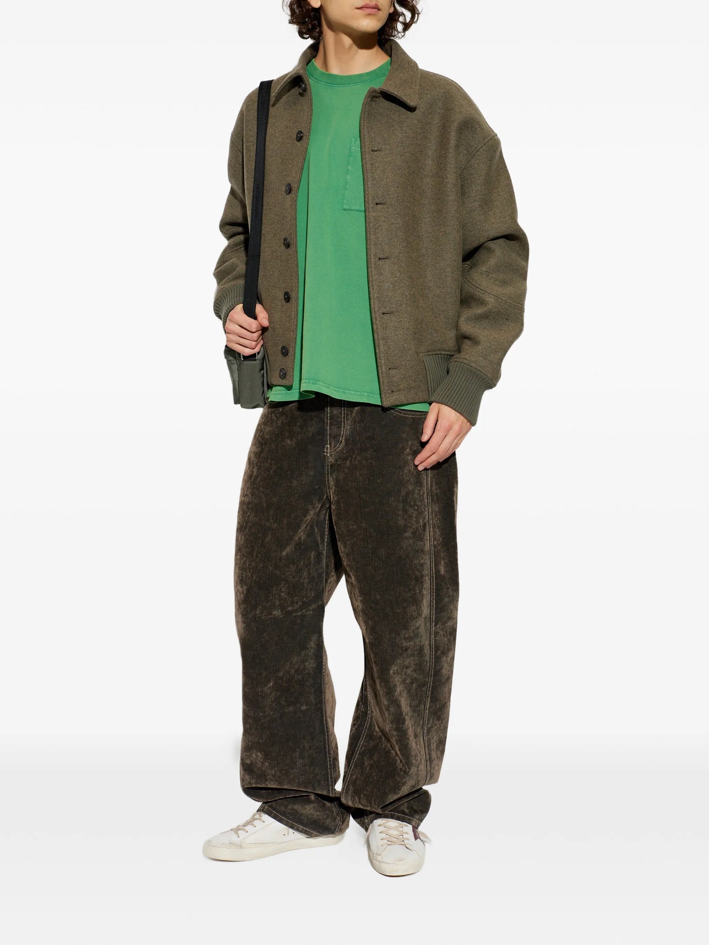 button collar jacket