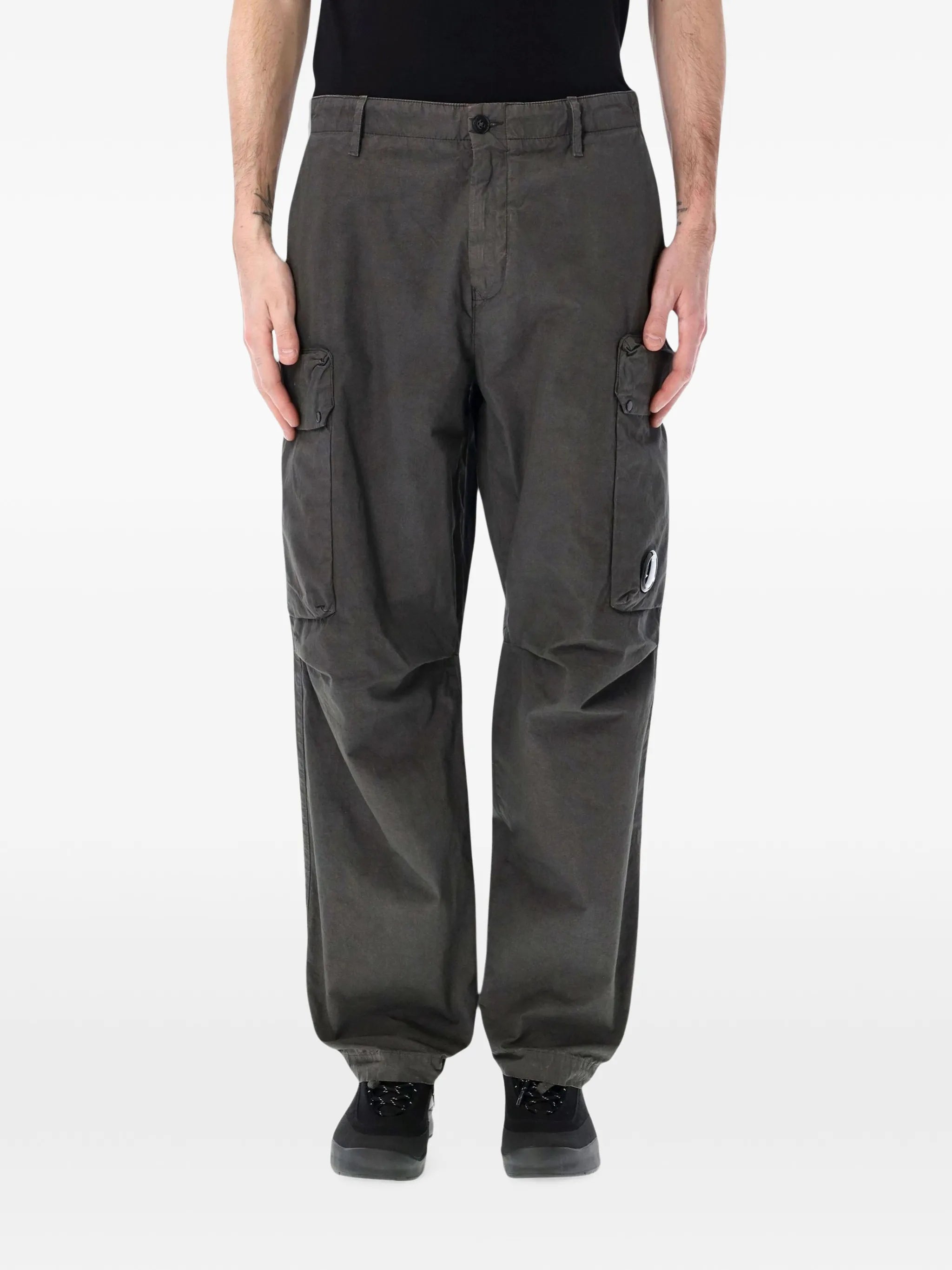 Micro-Reps boxy cargo Lens pants