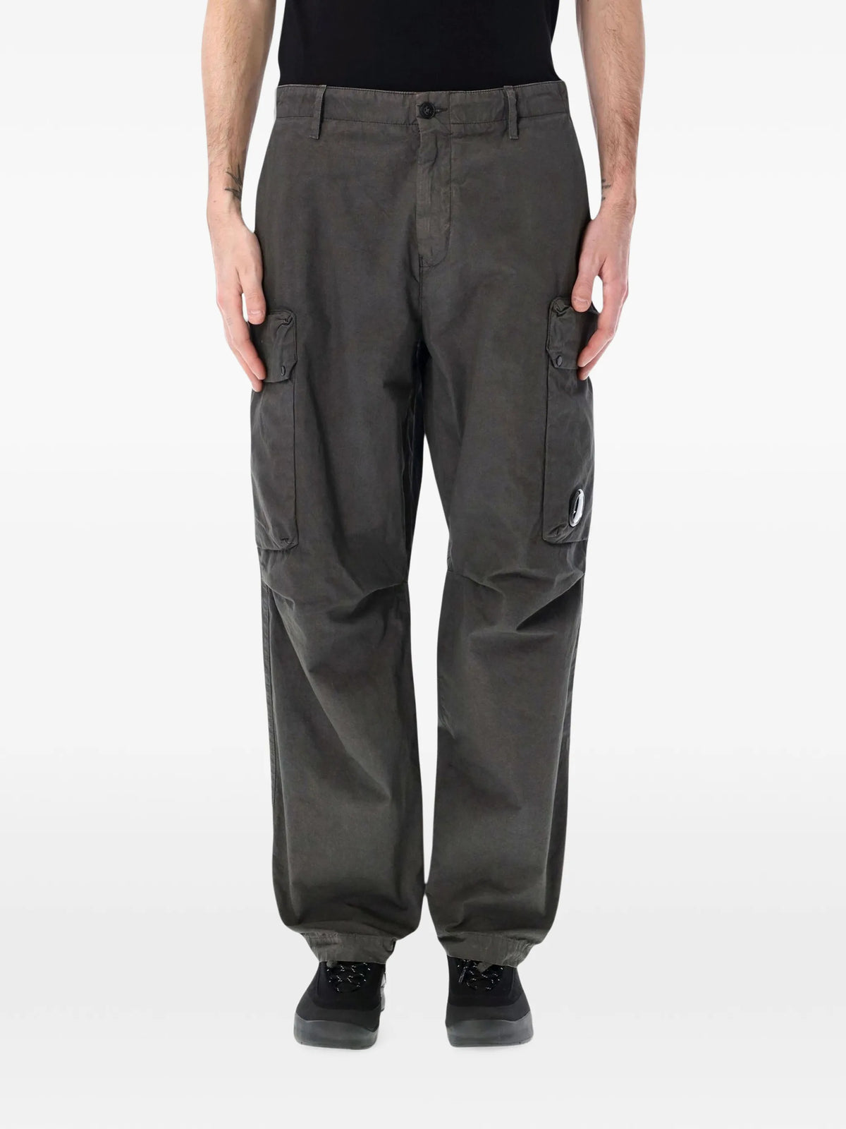Micro-Reps boxy cargo Lens pants