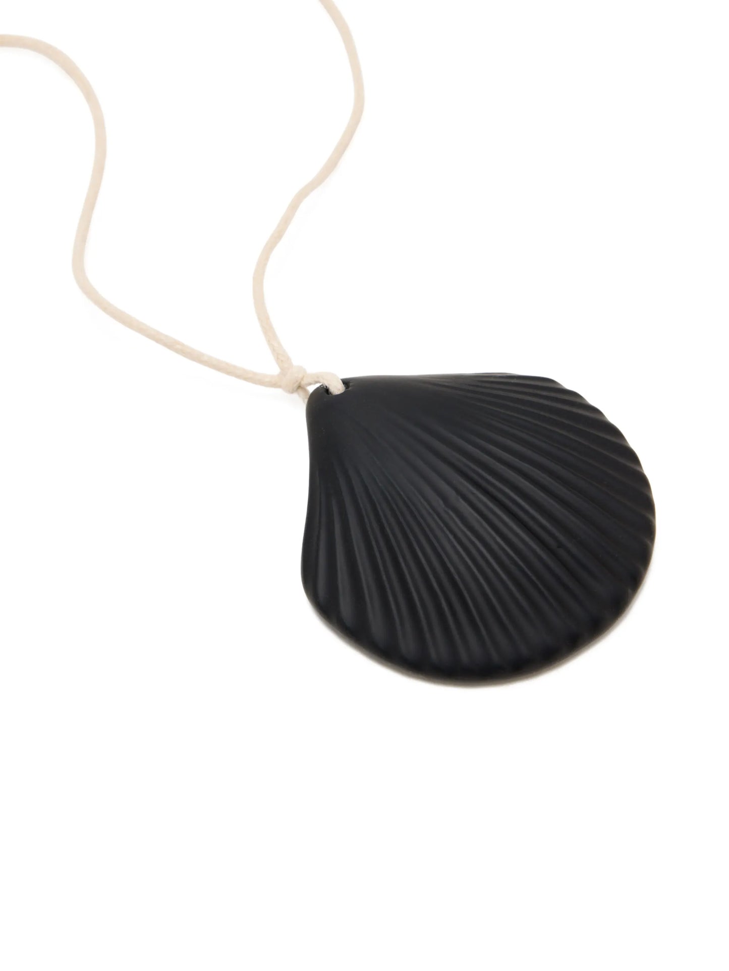 Aster shell-pendant necklace