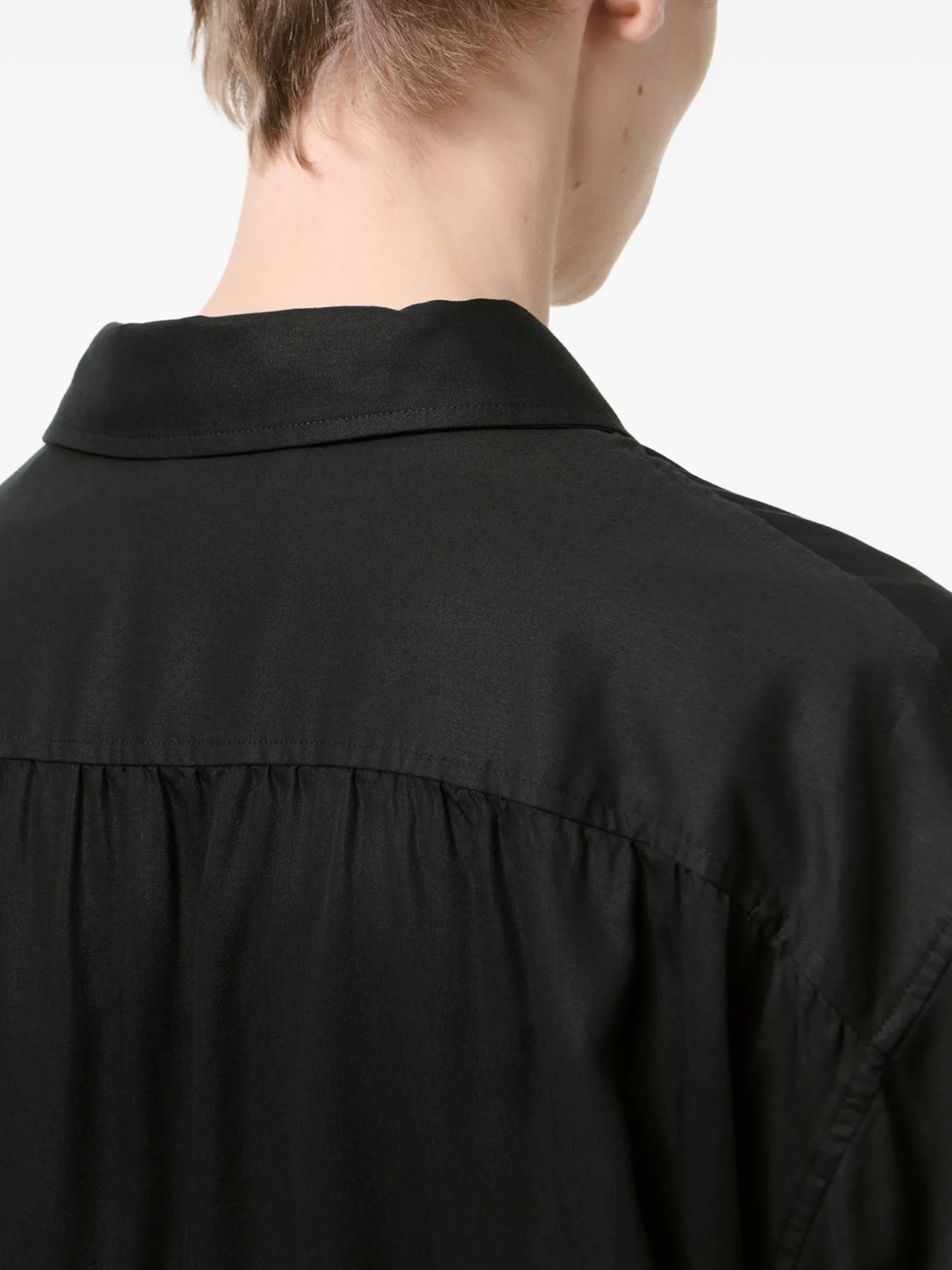 long-sleeves shirt