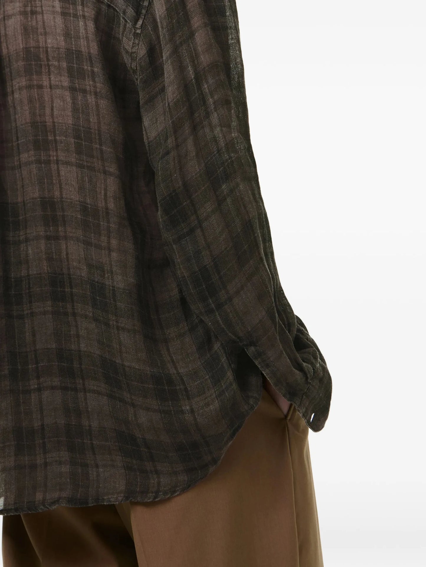Above pocket checked shirt