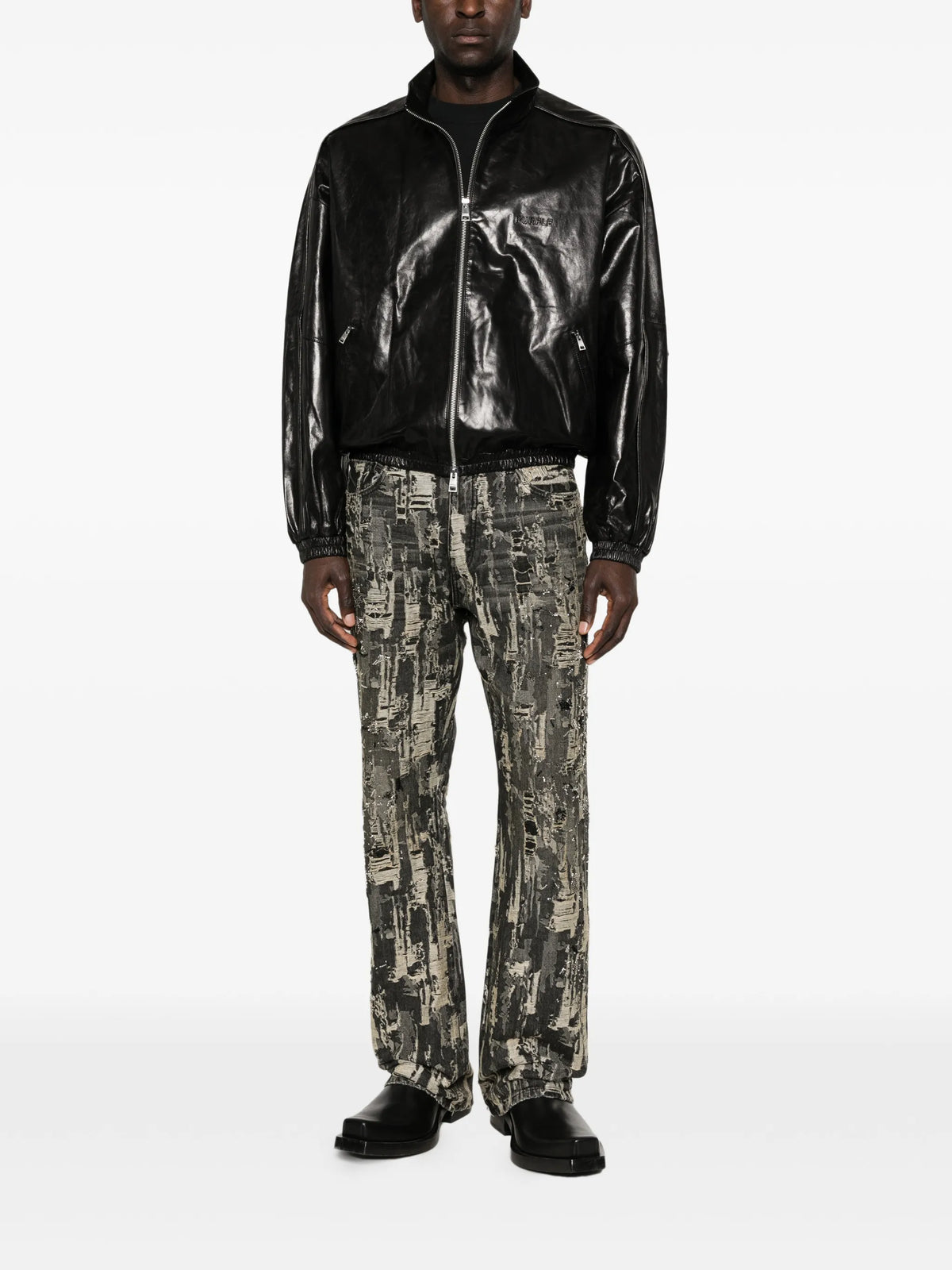 P026 bead splatter destroy pants